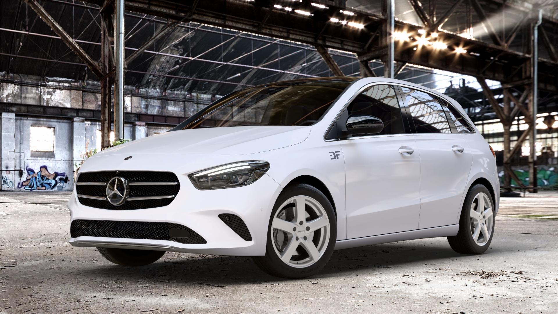 ALUTEC Freeze polar-silber Felge mit Reifen in 17Zoll Winterfelge Alufelge auf weissem Mercedes B-Klasse Typ W247 ⬇️ mit 15mm Tieferlegung ⬇️ Old Industrial Hall_max_4400mm_2024 Frontansicht_1
