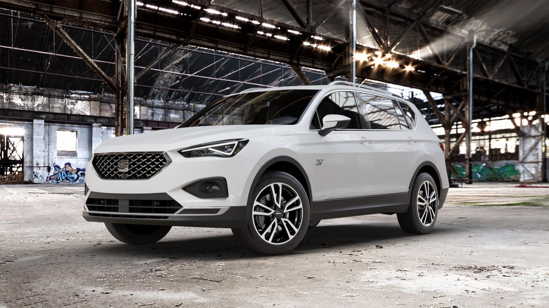 ALUTEC Tormenta diamant-schwarz frontpoliert Felge mit Reifen silber mehrfarbig in 18Zoll Winterfelge Alufelge auf weissem Seat Tarraco Typ KN ⬇️ mit 15mm Tieferlegung ⬇️ Old Industrial Hall_max_5300mm_2024 Frontansicht_1
