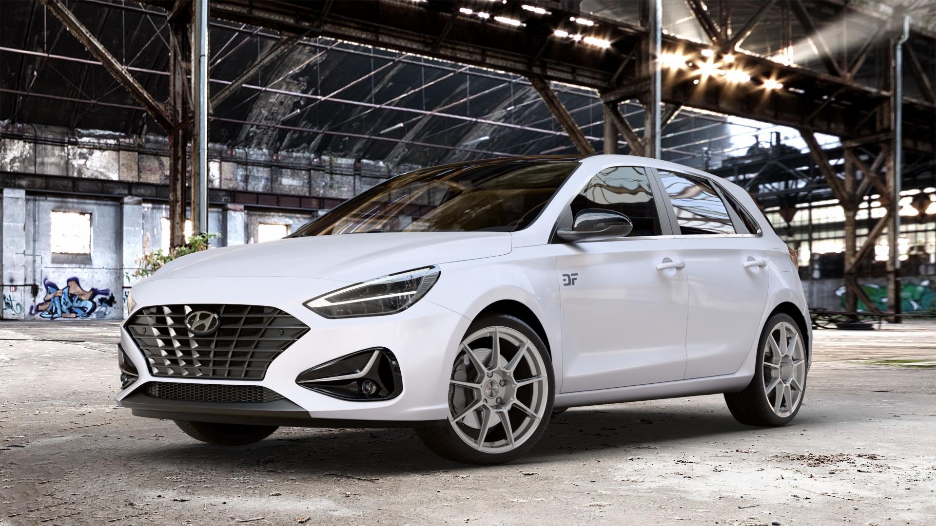 AUTEC ClubRacing Hyper silber Felge mit Reifen in 18Zoll Winterfelge Alufelge auf weissem Hyundai i30 Typ PDE Facelift 1,0l T-GDI 88kW Mild-Hybrid (120 PS) 1,5l 117kW (159 81kW (110 1,6l CRDi 85kW (116 100kW (136 II ⬇️ mit 15mm Tieferlegung ⬇️ Old Industrial Hall_max_4400mm_2024 Frontansicht_1