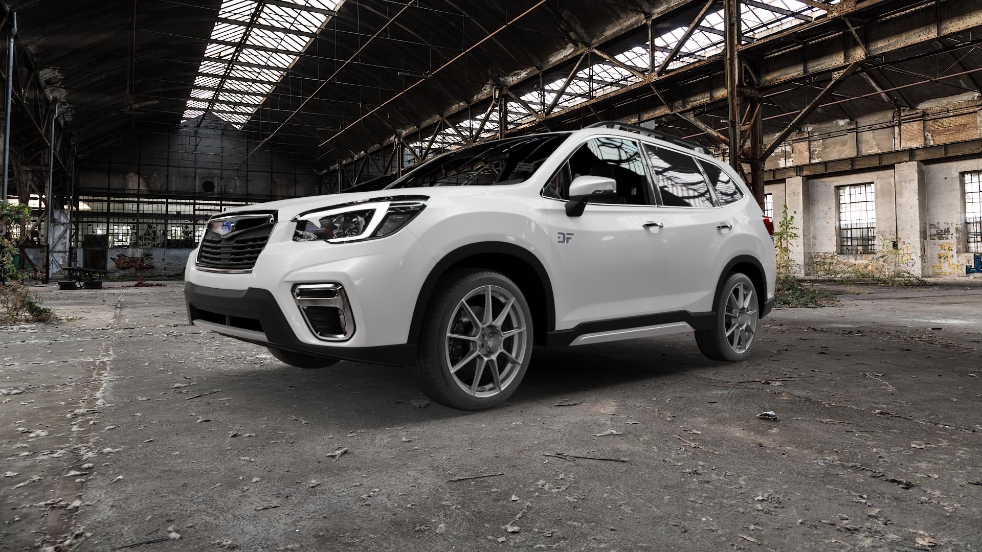 AUTEC ClubRacing Hyper silber Felge mit Reifen in 19Zoll Winterfelge Alufelge auf weissem Subaru Forester V Typ S5 ⬇️ mit 15mm Tieferlegung ⬇️ Old Industrial Hall_max5000mm_2022 Frontansicht_1