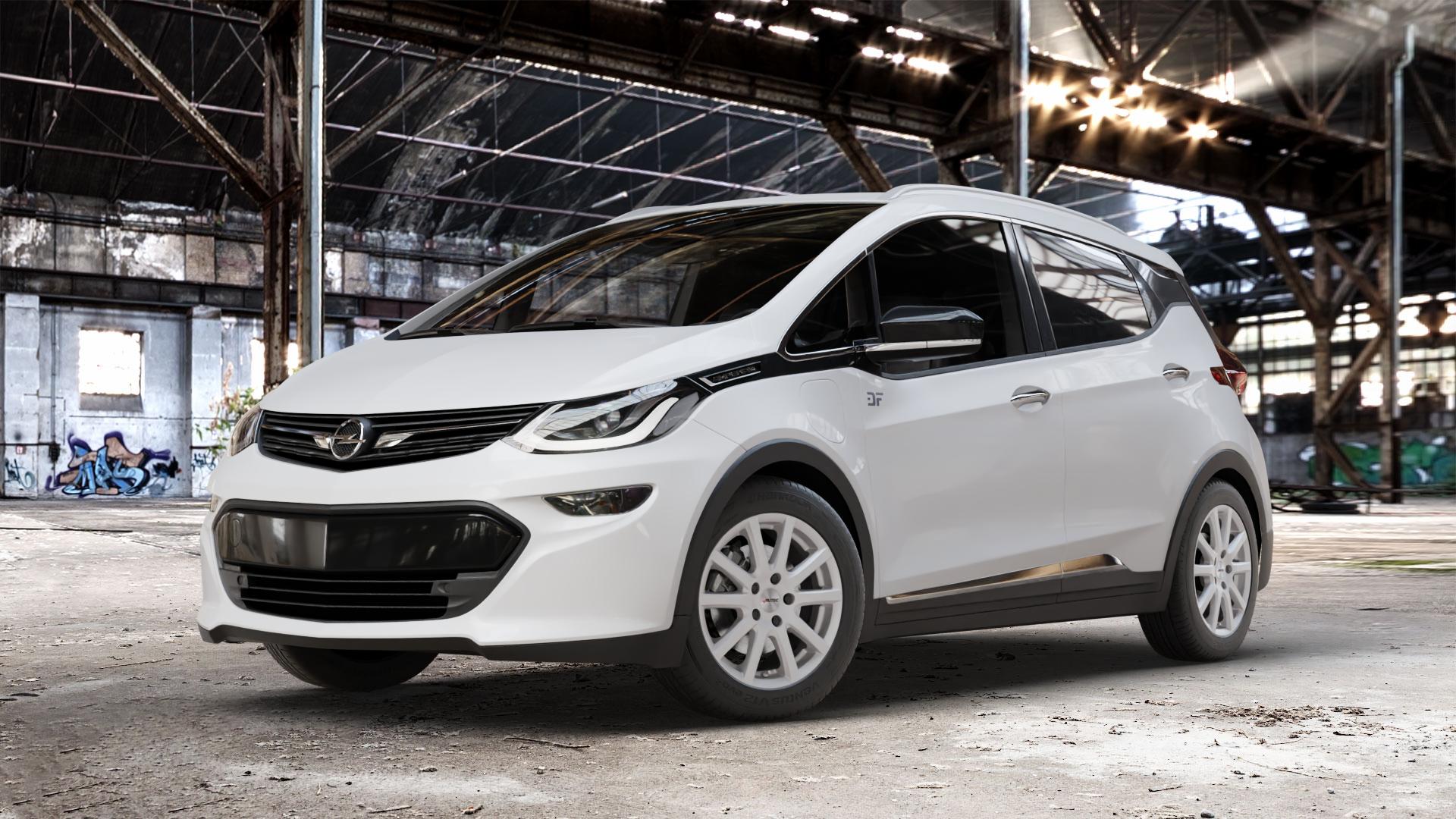 AUTEC Skandic Brillantsilber Felge mit Reifen in 16Zoll Winterfelge Alufelge auf weissem Opel Ampera-e Typ 1G0F Ampera ⬇️ mit 15mm Tieferlegung ⬇️ Old Industrial Hall_max_4400mm_2024 Frontansicht_1
