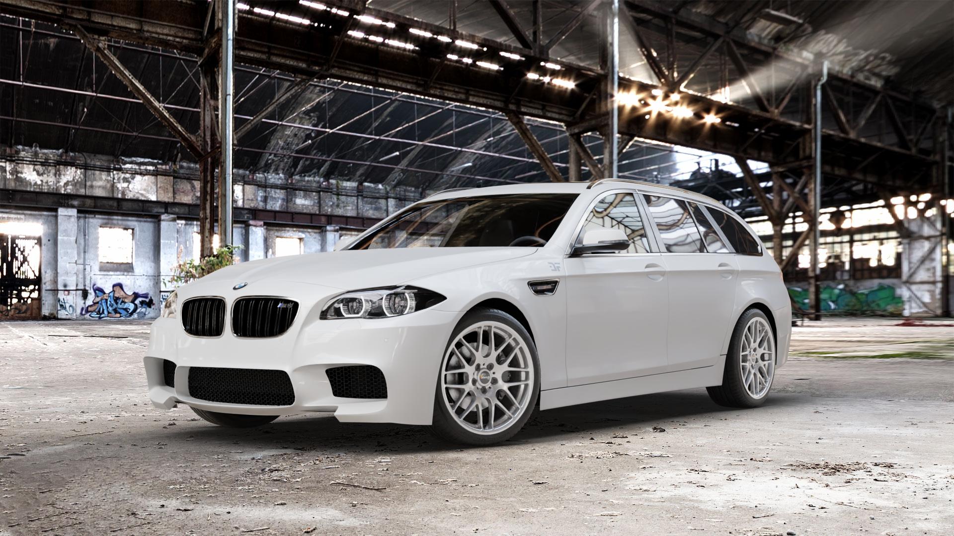 AVUS Racing AC-MB4 HYPER SILVER Felge mit Reifen silber in 19Zoll Winterfelge Alufelge auf weissem BMW M550d xDrive Typ F11 (Touring) 3,0l 280kW (381 PS) ⬇️ mit 15mm Tieferlegung ⬇️ Old Industrial Hall_max_5300mm_2024 Frontansicht_1