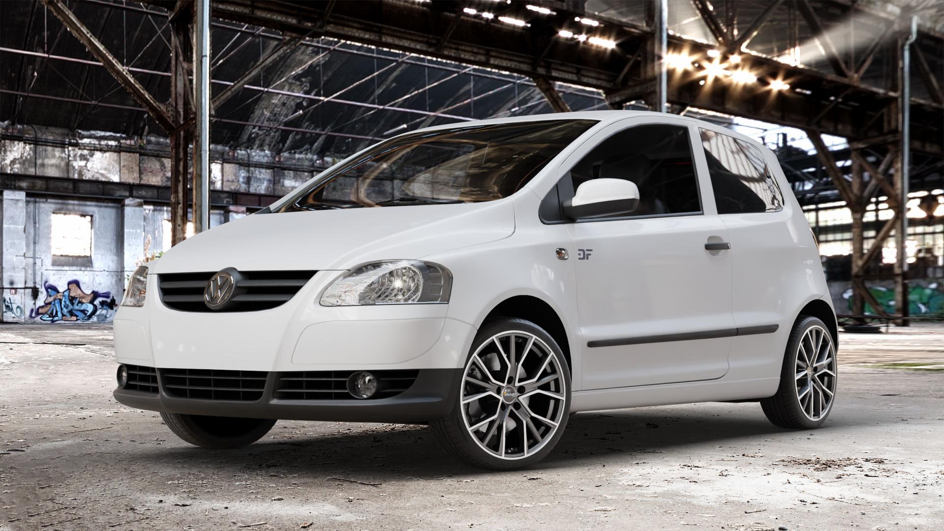 AVUS Racing AF18 MATT ANTHRACITE POLISHED Felge mit Reifen grau anthrazit in 18Zoll Alufelge auf weissem Volkswagen (VW) Fox ⬇️ mit 15mm Tieferlegung ⬇️ Old Industrial Hall_max_4400mm_2024 Frontansicht_1