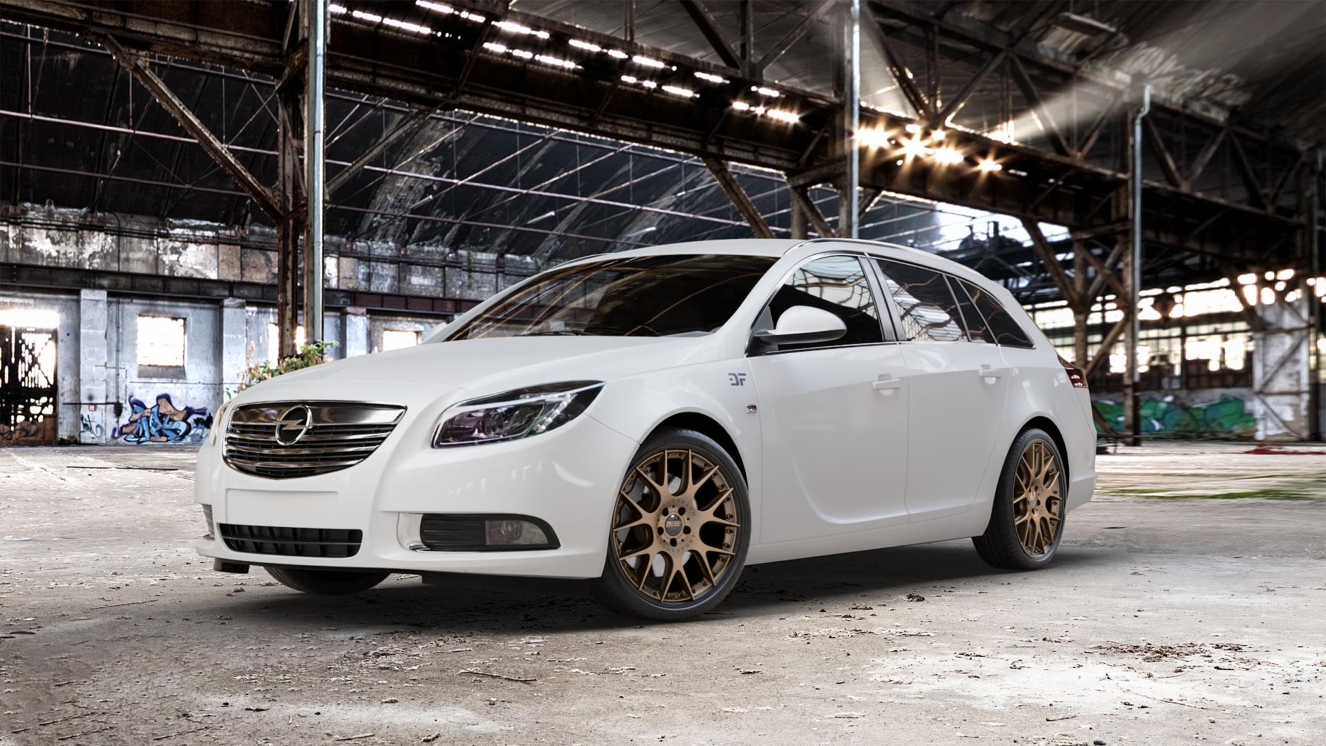 BBS CH-RII bronze seidenmatt/schwarz Felge mit Reifen mehrfarbig in 20Zoll Winterfelge Alufelge auf weissem Opel Insignia I Sports Tourer Facelift ⬇️ mit 15mm Tieferlegung ⬇️ Old Industrial Hall_max_5300mm_2024 Frontansicht_1