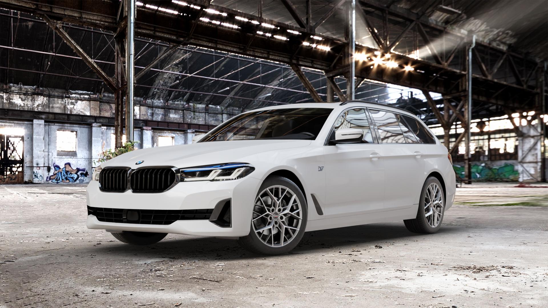 Borbet BY titan polished matt Felge mit Reifen grau in 18Zoll Alufelge auf weissem BMW 5er G31 Touring (G5K) Facelift ⬇️ mit 15mm Tieferlegung ⬇️ Old Industrial Hall_max_5300mm_2024 Frontansicht_1