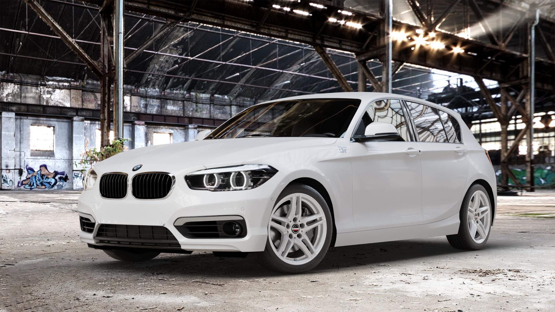 Borbet XR brilliant silver Felge mit Reifen silber in 17Zoll Winterfelge Alufelge auf weissem BMW 116i Typ F20 118i 116d 118d 120d 125d 125i 114d 114i xDrive 120i Facelift EffDyn Edition 1 M135i ⬇️ mit 15mm Tieferlegung ⬇️ Old Industrial Hall_max_4400mm_2024 Frontansicht_1