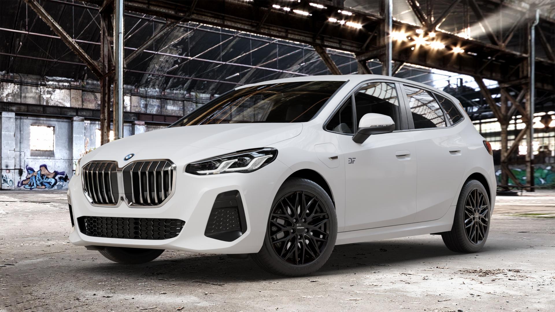 CARMANI 26 Max black Felge mit Reifen schwarz in 18Zoll Winterfelge Alufelge auf weissem BMW 2er U06 Active Tourer (U2AT) ⬇️ mit 15mm Tieferlegung ⬇️ Old Industrial Hall_max_4400mm_2024 Frontansicht_1
