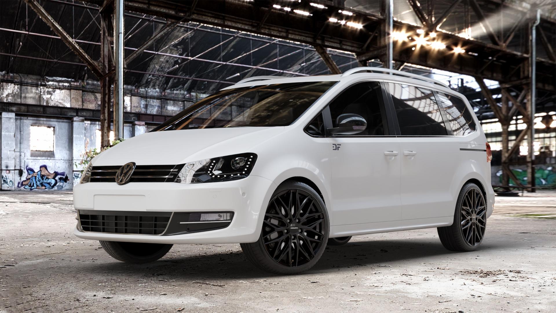 CARMANI 26 Max black Felge mit Reifen schwarz in 19Zoll Winterfelge Alufelge auf weissem Volkswagen (VW) Sharan III Typ 7N (15->) ⬇️ mit 15mm Tieferlegung ⬇️ Old Industrial Hall_max_4400mm_2024 Frontansicht_1