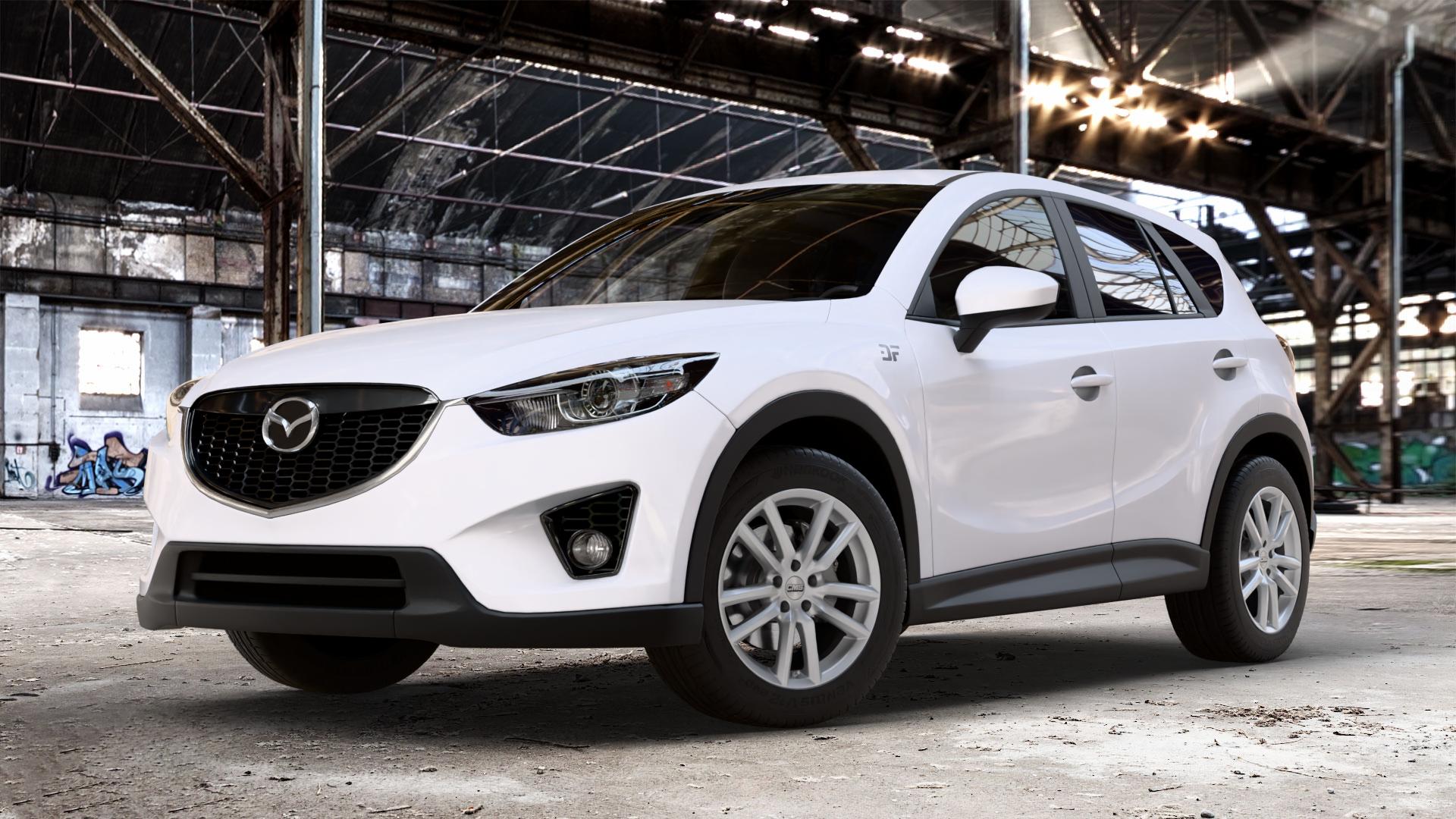 CMS C27 Racing Silver Felge mit Reifen silber in 18Zoll Winterfelge Alufelge auf weissem Mazda CX-5 Typ KE GH ⬇️ mit 15mm Tieferlegung ⬇️ Old Industrial Hall_max_4400mm_2024 Frontansicht_1