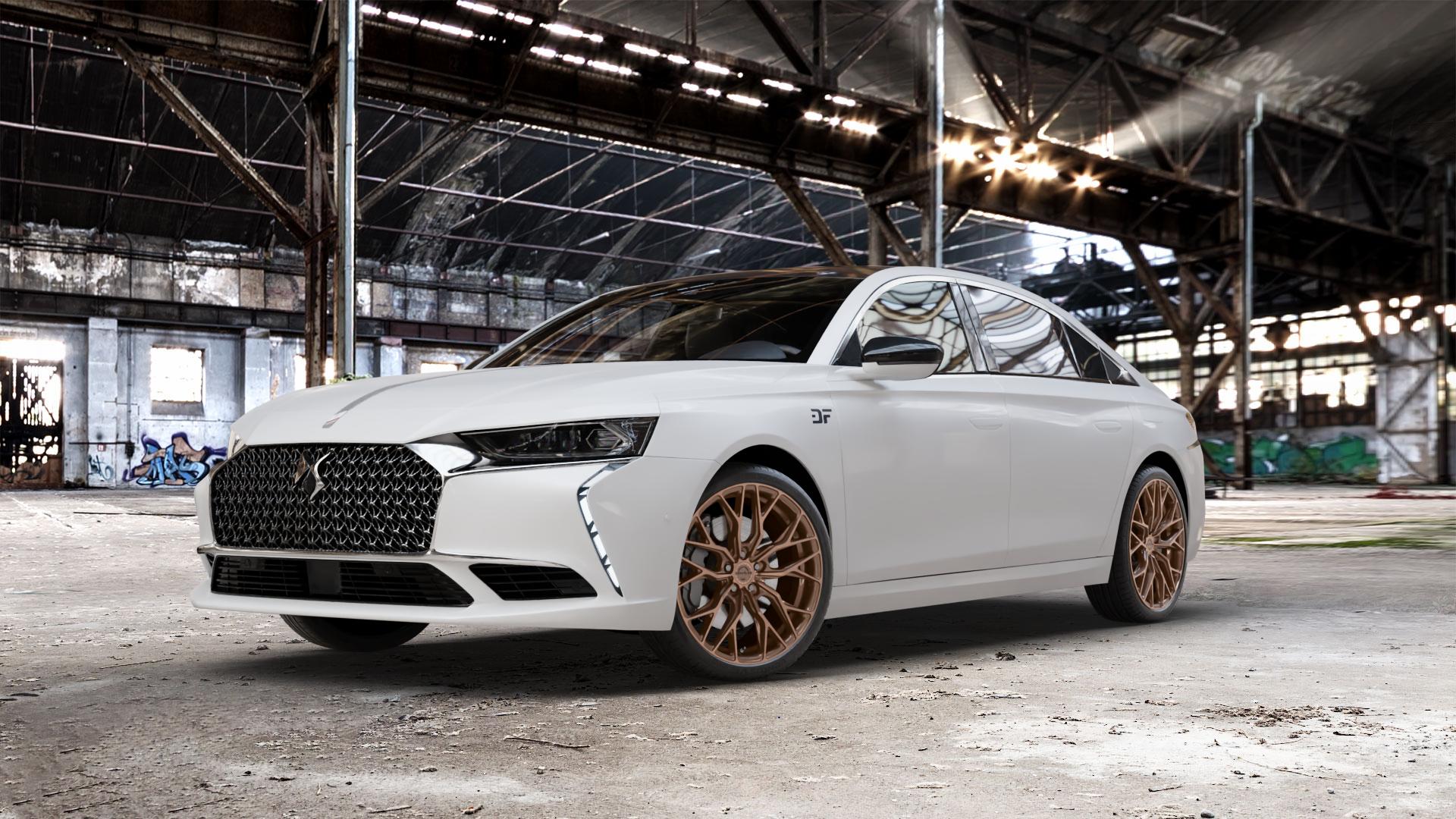 Concaver CVR1 Brushed Bronze Felge mit Reifen in 20Zoll Winterfelge Alufelge auf weissem DS Automobiles DS9 Typ X ⬇️ mit 15mm Tieferlegung ⬇️ Old Industrial Hall_max_5300mm_2024 Frontansicht_1