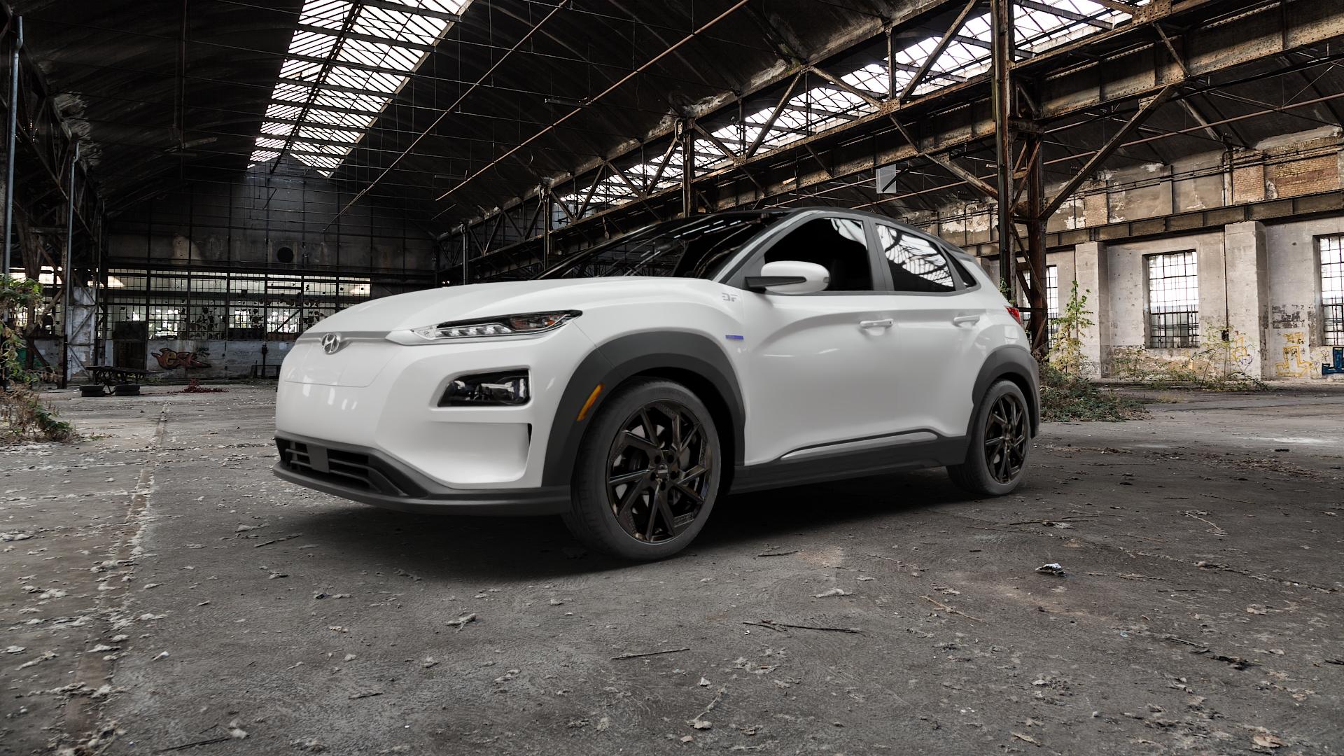 DEZENT AP BLACK Felge mit Reifen schwarz in 18Zoll Winterfelge Alufelge auf weissem Hyundai Kona Elektro Typ OS ⬇️ mit 15mm Tieferlegung ⬇️ Old Industrial Hall_max5000mm_2022 Frontansicht_1