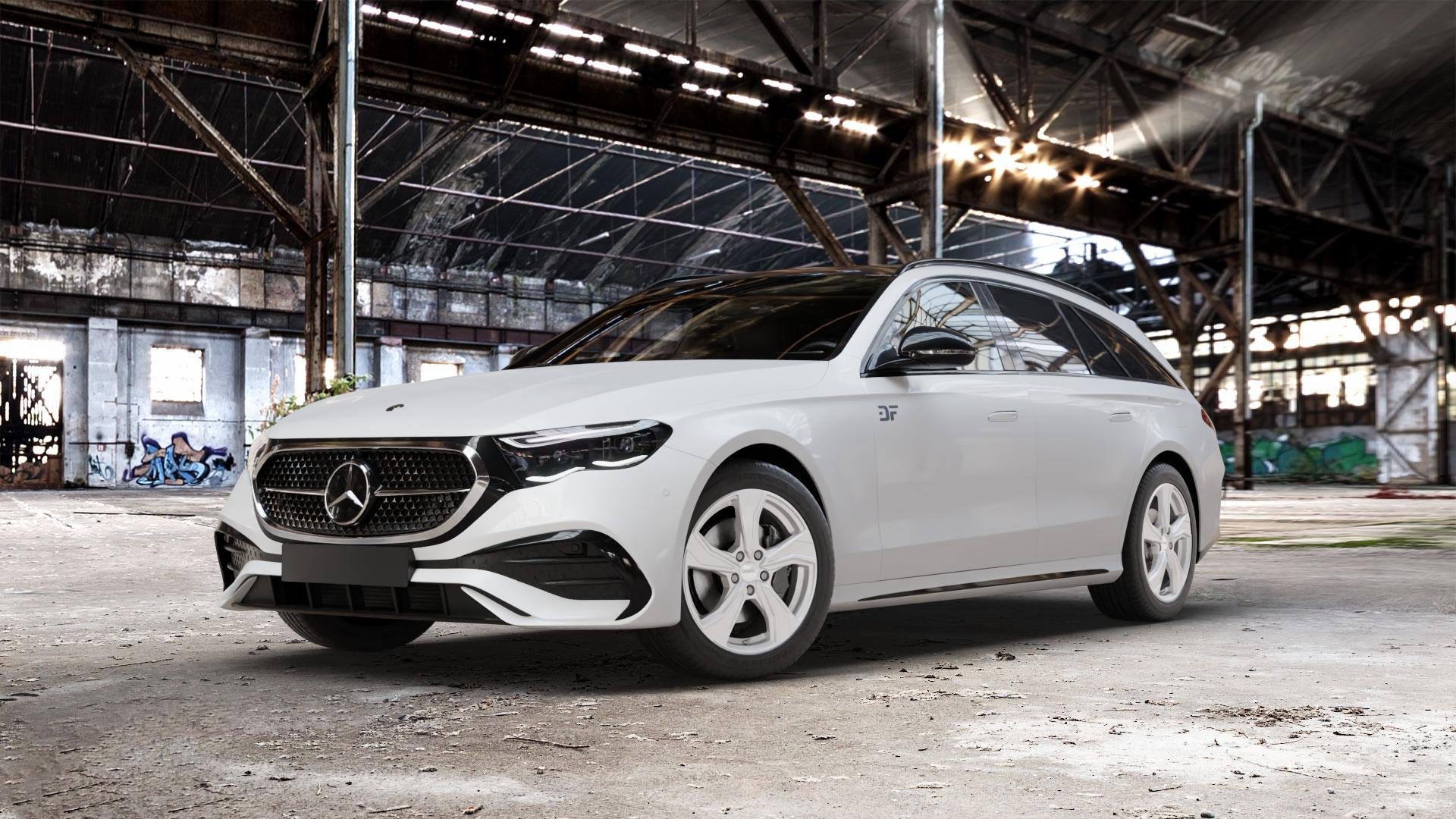 DEZENT KB SILVER Felge mit Reifen silber schwarz in 18Zoll Winterfelge Alufelge auf weissem Mercedes E-Klasse Typ S214 Kombi (R2ES) ⬇️ mit 15mm Tieferlegung ⬇️ Old Industrial Hall_max_5300mm_2024 Frontansicht_1