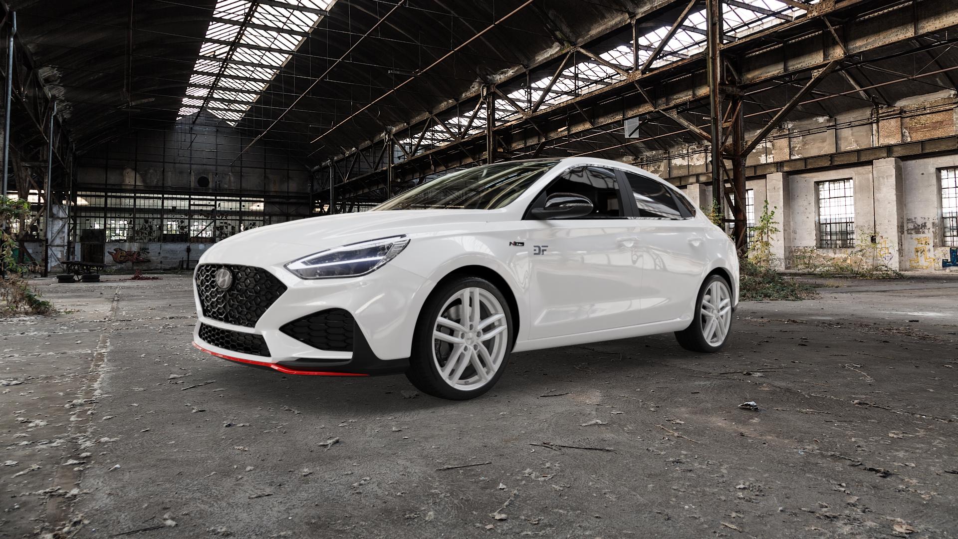 DEZENT TR SILVER Felge mit Reifen silber in 18Zoll Winterfelge Alufelge auf weissem Hyundai i30 Typ PDE Fastback Facelift 1,5l T-GDI 117kW Mild-Hybrid (159 PS) 1,6l CRDi 100kW (136 118kW (160 2,0l 206kW N (280 II ⬇️ mit 15mm Tieferlegung ⬇️ Old Industrial Hall_max5000mm_2022 Frontansicht_1