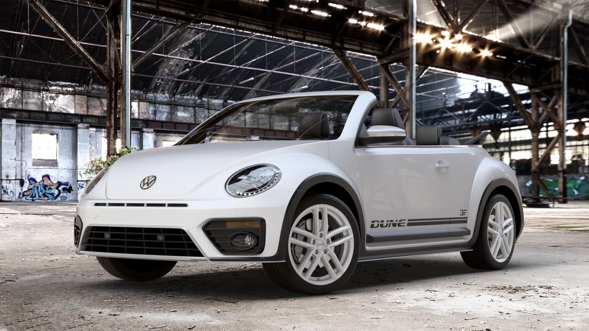 DEZENT TR SILVER Felge mit Reifen silber in 18Zoll Winterfelge Alufelge auf weissem Volkswagen (VW) Beetle Dune Cabriolet Typ 16 ⬇️ mit 15mm Tieferlegung ⬇️ Old Industrial Hall_max_4400mm_2024 Frontansicht_1