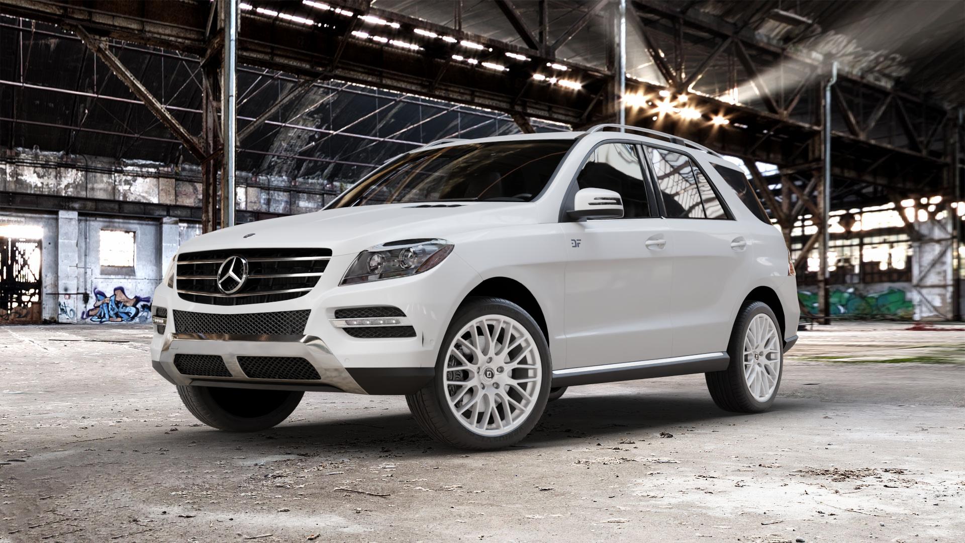 DIEWE WHEELS IMPATTO Argento silber Felge mit Reifen in 20Zoll Winterfelge Alufelge auf weissem Mercedes M-Klasse Typ W166 ⬇️ mit 15mm Tieferlegung ⬇️ Old Industrial Hall_max_5300mm_2024 Frontansicht_1