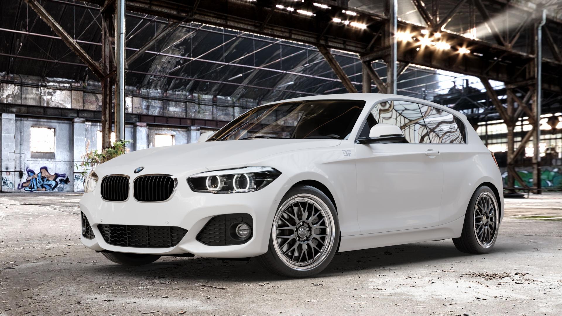 DOTZ BILBAO GUNMETAL/POLISHED LIP Felge mit Reifen grau silber mehrfarbig anthrazit in 18Zoll Winterfelge Alufelge auf weissem BMW 1 M135i Typ F20 F21 xDrive M140i Facelift 1er Fünftürer (1K4) ⬇️ mit 15mm Tieferlegung ⬇️ Old Industrial Hall_max_4400mm_2024 Frontansicht_1