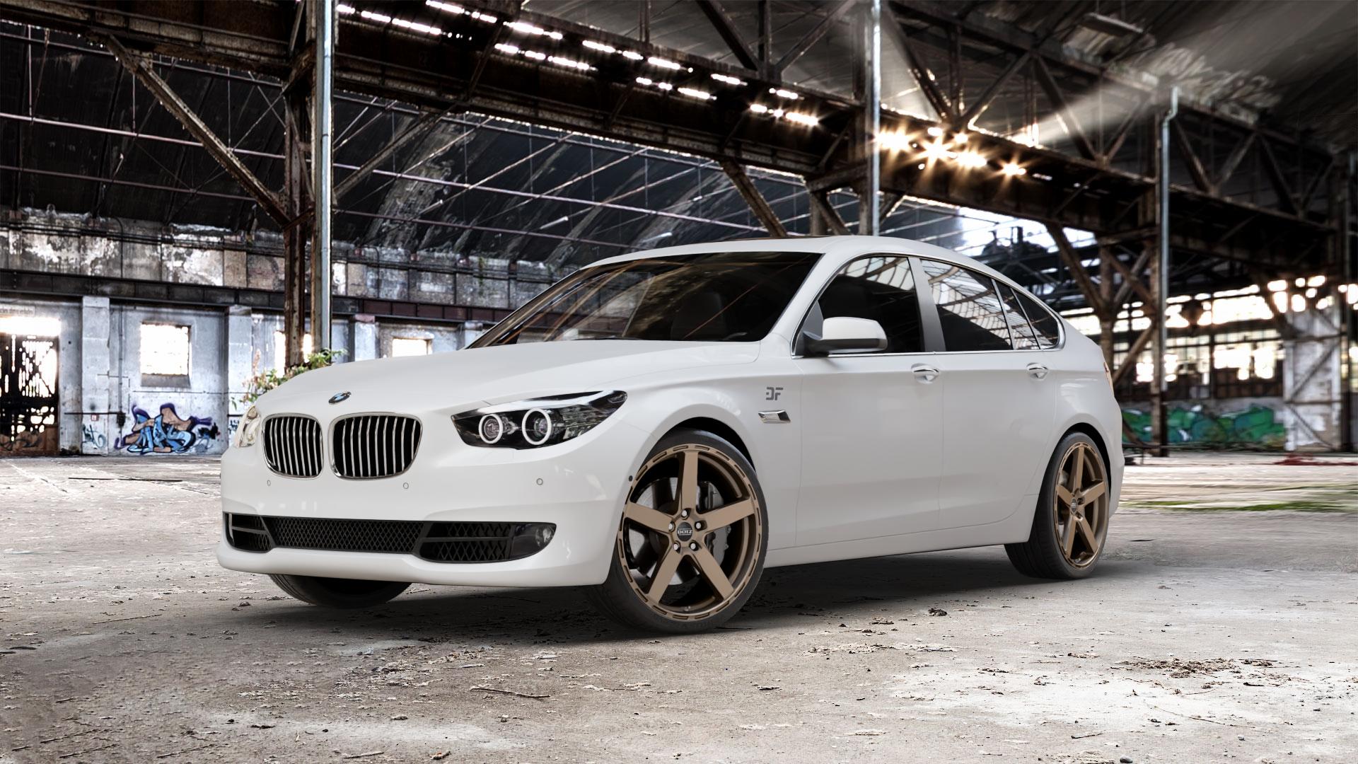 DOTZ MARINABAY BRONZE MATT Felge mit Reifen in 21Zoll Winterfelge Alufelge auf weissem BMW 535i GT Typ F07 xDrive 550i 530d 535d 520d 528i 5er Gran Turismo (GT, K-N1) ⬇️ mit 15mm Tieferlegung ⬇️ Old Industrial Hall_max_5300mm_2024 Frontansicht_1