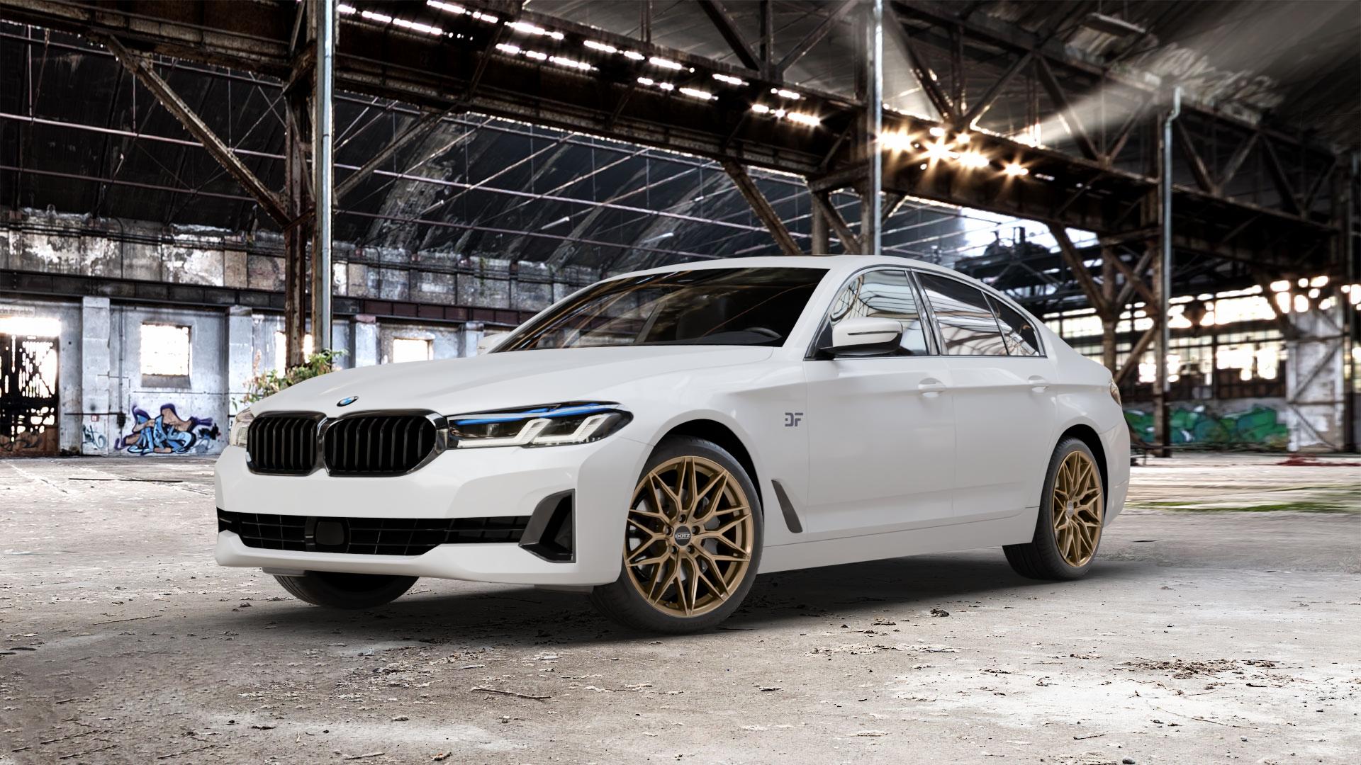 DOTZ SUZUKA BRONZE MATT Felge mit Reifen in 19Zoll Winterfelge Alufelge auf weissem BMW 5er G30 Limousine (G5L) Facelift ⬇️ mit 15mm Tieferlegung ⬇️ Old Industrial Hall_max_5300mm_2024 Frontansicht_1