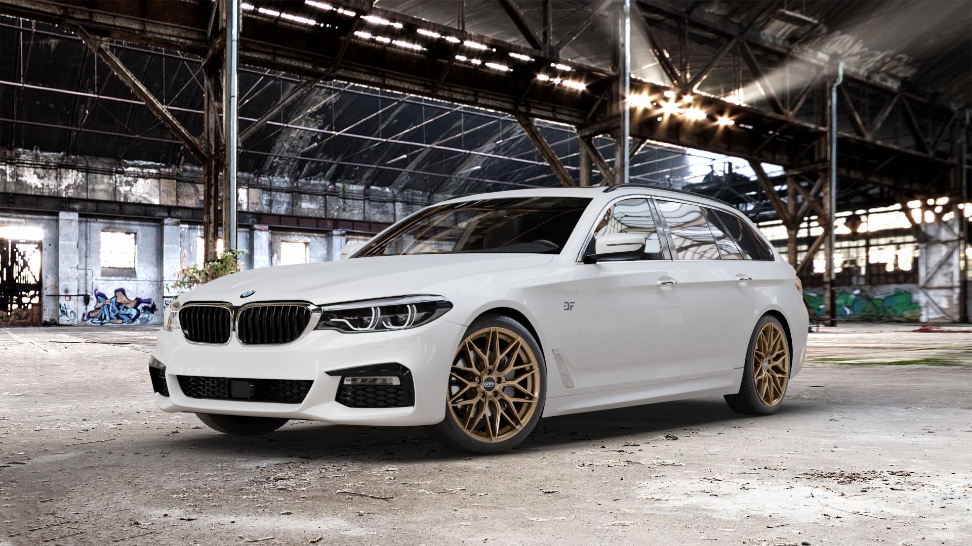 DOTZ SUZUKA BRONZE MATT Felge mit Reifen in 19Zoll Winterfelge Alufelge auf weissem BMW M5 Typ F90 (Limousine) Facelift 5er G31 Touring (G5K) ⬇️ mit 15mm Tieferlegung ⬇️ Old Industrial Hall_max_5300mm_2024 Frontansicht_1