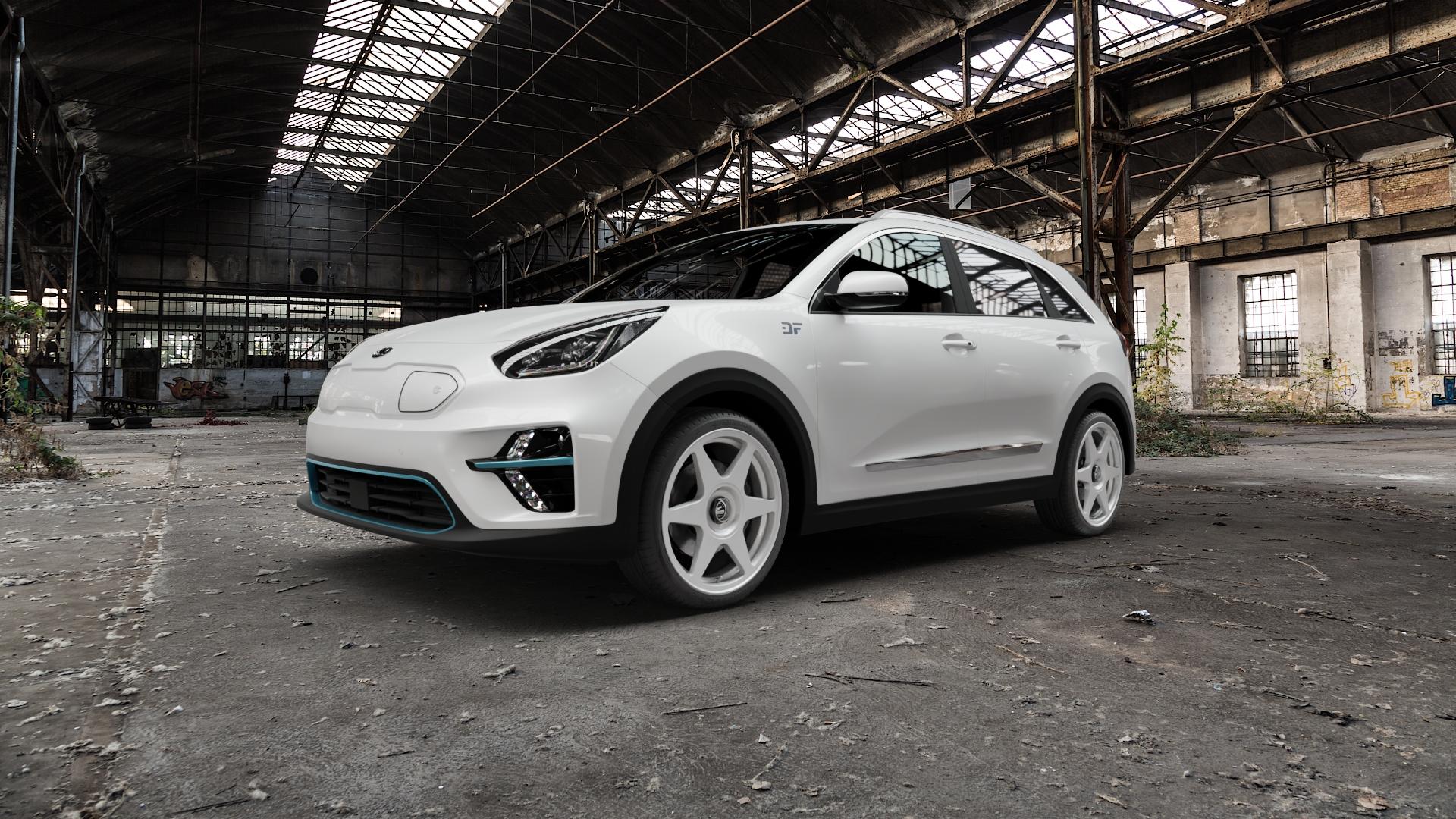 fifteen52 Tarmac EVO Speed Silver Felge mit Reifen silber in 19Zoll Winterfelge Alufelge auf weissem Kia e-Niro Typ DE Plus ⬇️ mit 15mm Tieferlegung ⬇️ Old Industrial Hall_max5000mm_2022 Frontansicht_1
