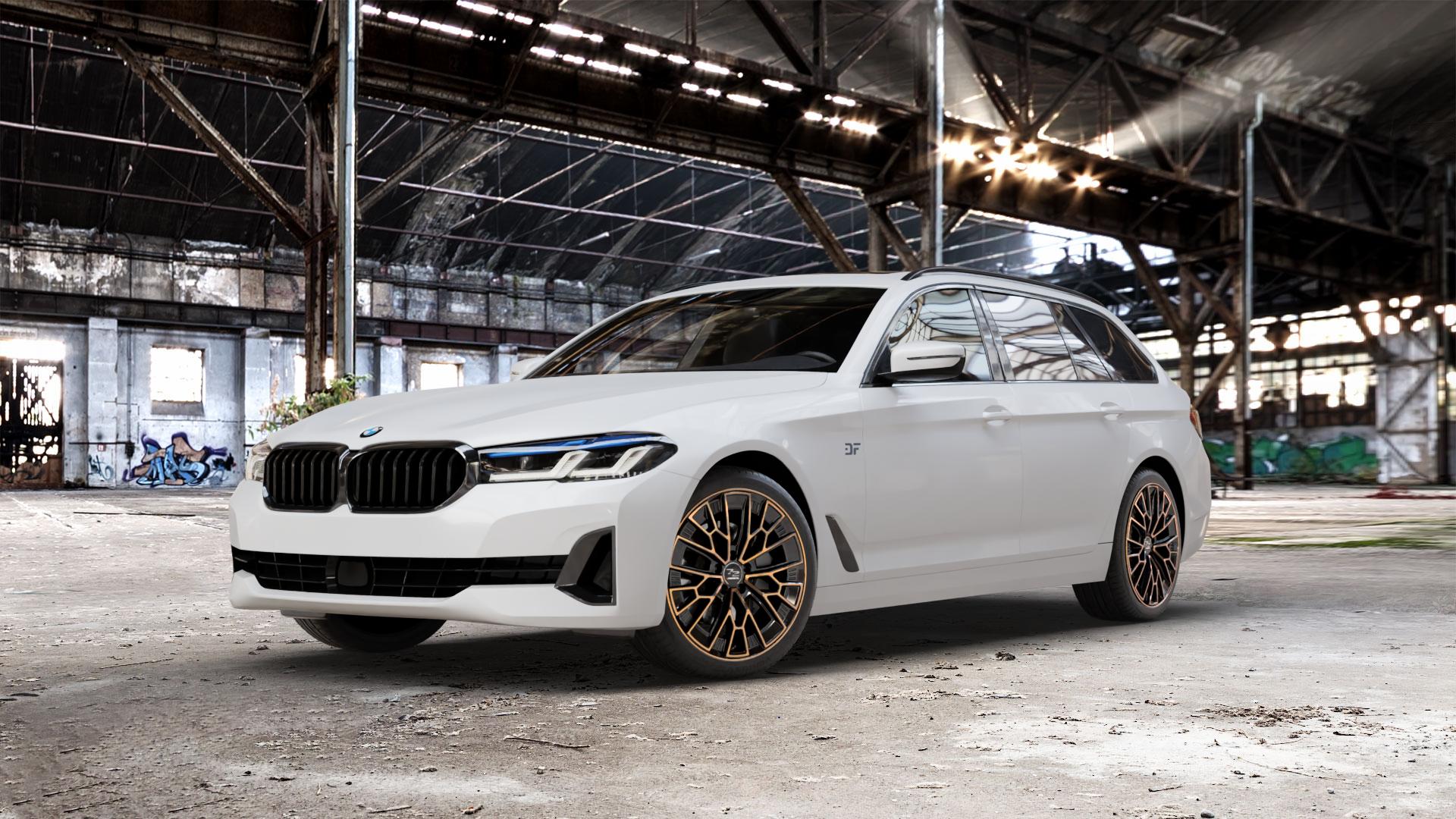 Fondmetal 1972 GLOSSY BLACK BRONZE MACHINED Felge mit Reifen schwarz in 19Zoll Winterfelge Alufelge auf weissem BMW 5er G31 Touring (G5K) Facelift ⬇️ mit 15mm Tieferlegung ⬇️ Old Industrial Hall_max_5300mm_2024 Frontansicht_1