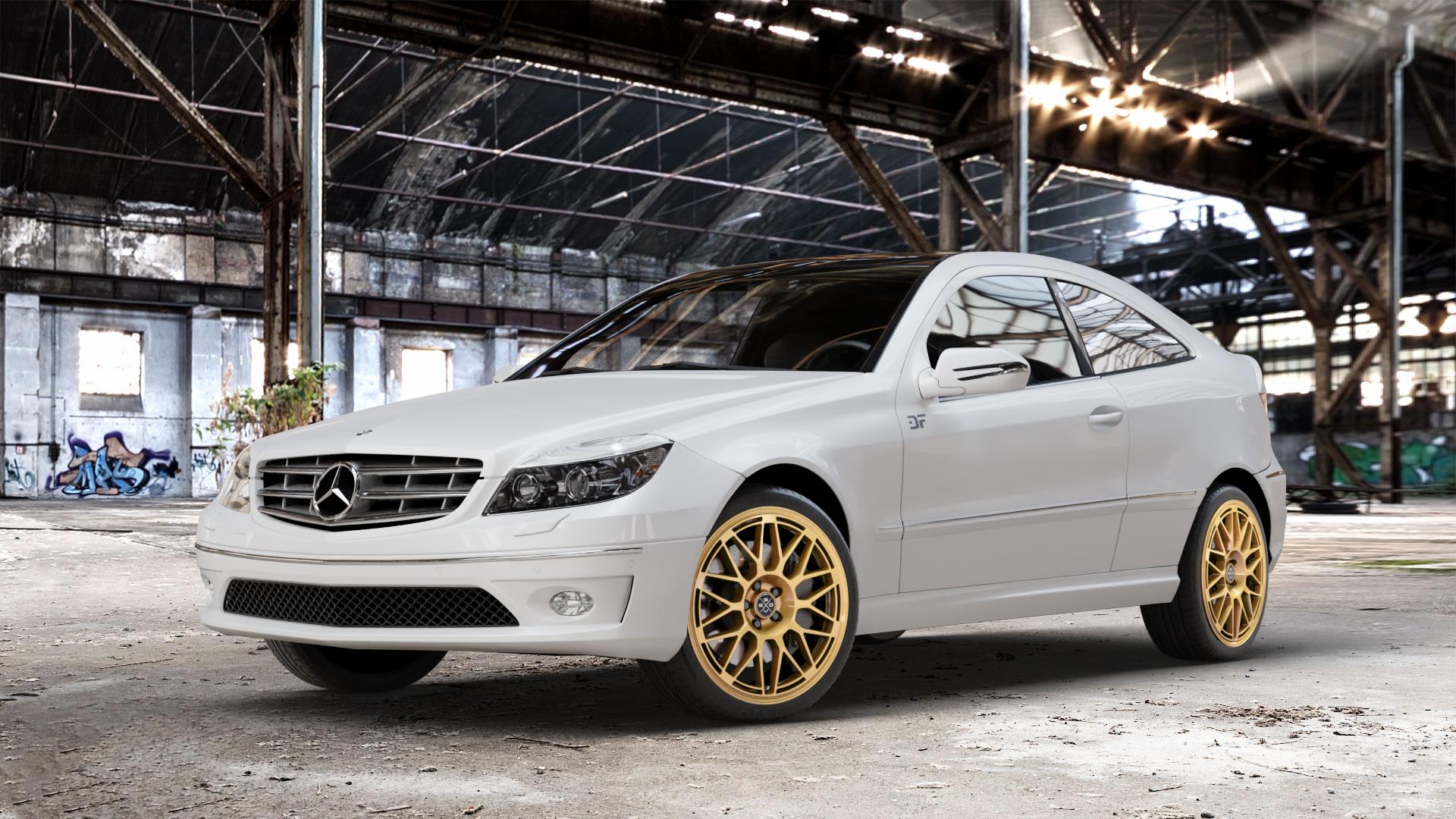 Fondmetal 9EVO GLOSSY GOLD Felge mit Reifen in 18Zoll Winterfelge Alufelge auf weissem Mercedes C-Klasse Typ CL203 Coupe CLC-Klasse ⬇️ mit 15mm Tieferlegung ⬇️ Old Industrial Hall_max_4400mm_2024 Frontansicht_1