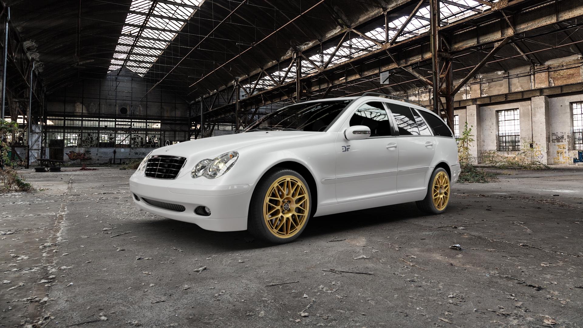 Fondmetal 9EVO GLOSSY GOLD Felge mit Reifen in 18Zoll Winterfelge Alufelge auf weissem Mercedes C-Klasse Typ S203 Kombi ⬇️ mit 15mm Tieferlegung ⬇️ Old Industrial Hall_max5000mm_2022 Frontansicht_1