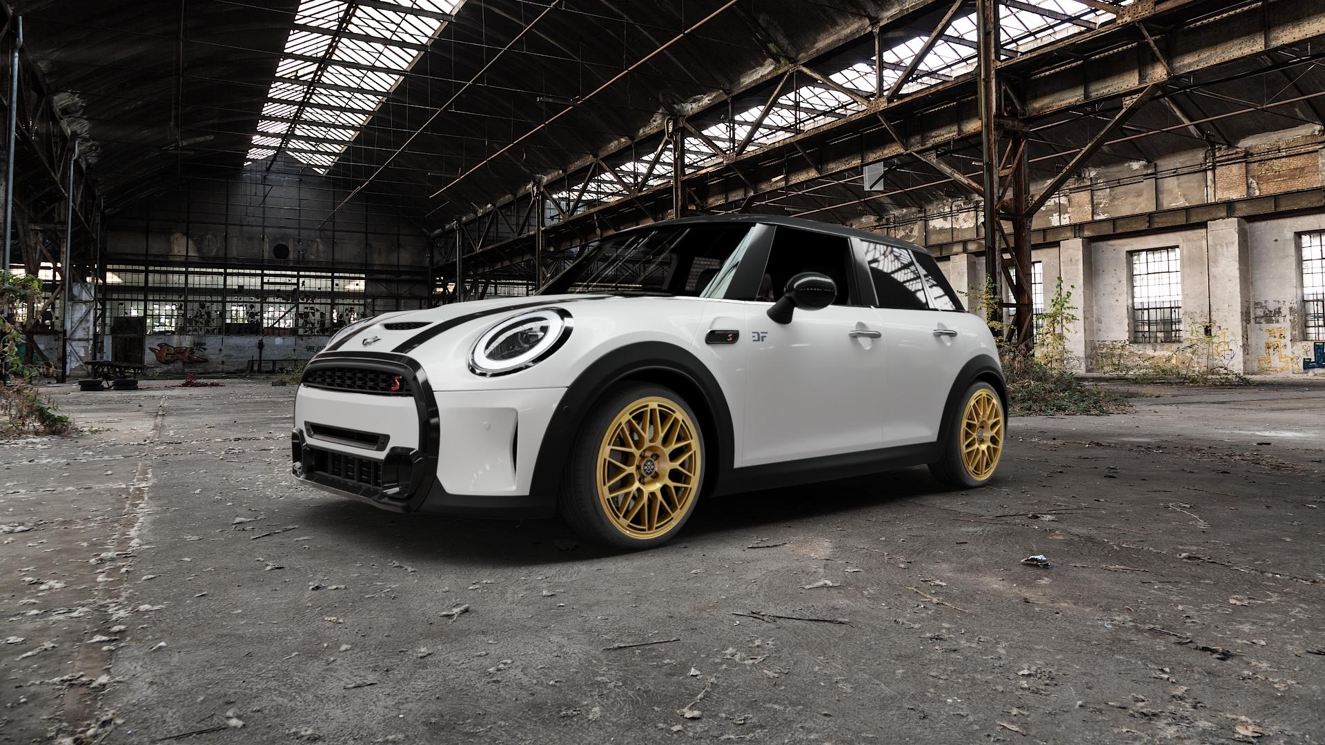 Fondmetal 9EVO GLOSSY GOLD Felge mit Reifen in 18Zoll Winterfelge Alufelge auf weissem Mini F55 Typ FML4 (5-Türer Limousine) Facelift 21-> ⬇️ mit 15mm Tieferlegung ⬇️ Old Industrial Hall_max5000mm_2022 Frontansicht_1
