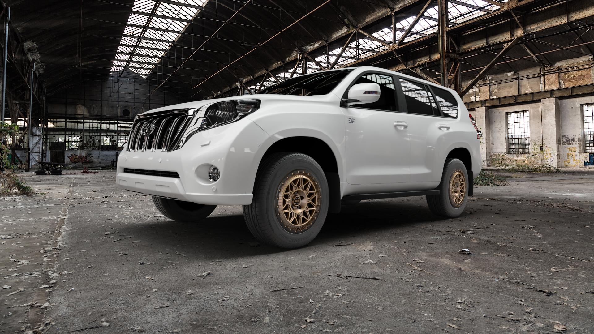 Fondmetal BLUSTER MATT BRAUN BLACK LIP Felge mit Reifen schwarz bronze in 18Zoll Winterfelge Alufelge auf weissem Toyota Land Cruiser Typ J15TM Facelift 14-> ⬇️ mit 15mm Tieferlegung ⬇️ Old Industrial Hall_max5000mm_2022 Frontansicht_1