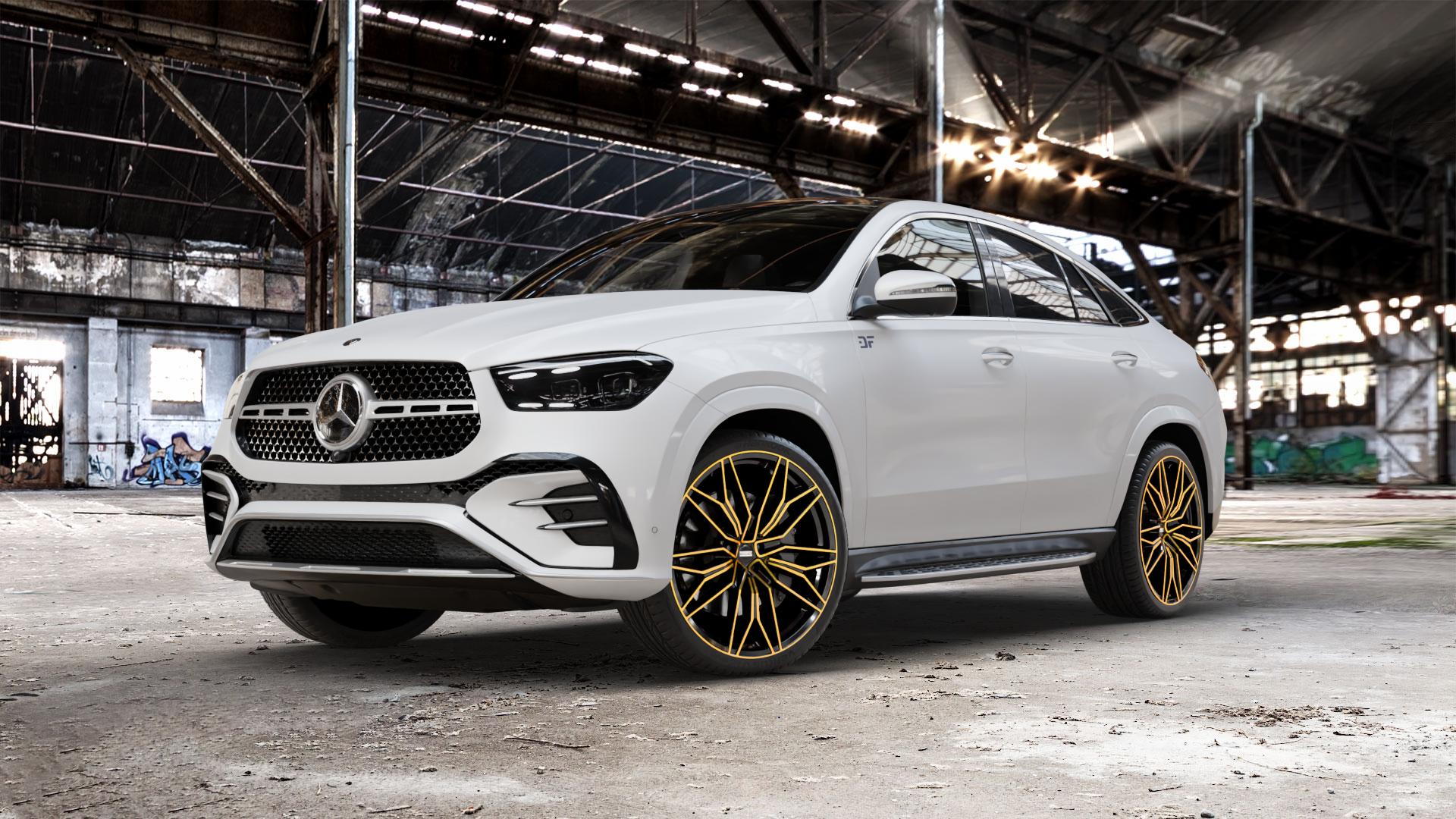 Fondmetal STC-23 BLACK CLEARCOAT GLOSSY GOLD MACHINED Felge mit Reifen schwarz in 23Zoll Alufelge auf weissem Mercedes GLE-Klasse Coupe Typ V167 (H1GLE) Facelift ⬇️ mit 15mm Tieferlegung ⬇️ Old Industrial Hall_max_5300mm_2024 Frontansicht_1