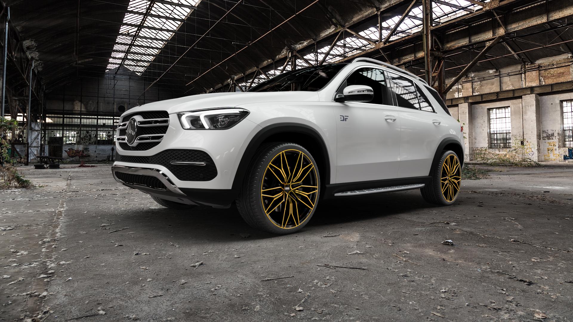 Fondmetal STC-23 BLACK CLEARCOAT GLOSSY GOLD MACHINED Felge mit Reifen schwarz in 23Zoll Alufelge auf weissem Mercedes GLE-Klasse SUV Typ V167 (H1GLE) ⬇️ mit 15mm Tieferlegung ⬇️ Old Industrial Hall_max5000mm_2022 Frontansicht_1