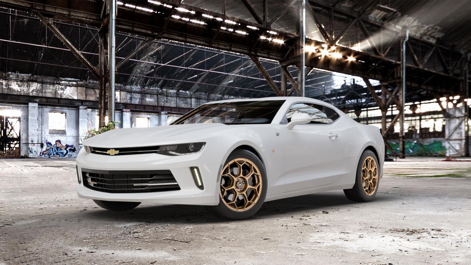 GMP Italia Raceway Oro Corsa Felge mit Reifen gold in 18Zoll Winterfelge Alufelge auf weissem Chevrolet Camaro VI Typ A1XC 2,0l Turbo 202kW (275 PS) 6,2l ZL1 485kW (659 ⬇️ mit 15mm Tieferlegung ⬇️ Old Industrial Hall_max_5300mm_2024 Frontansicht_1