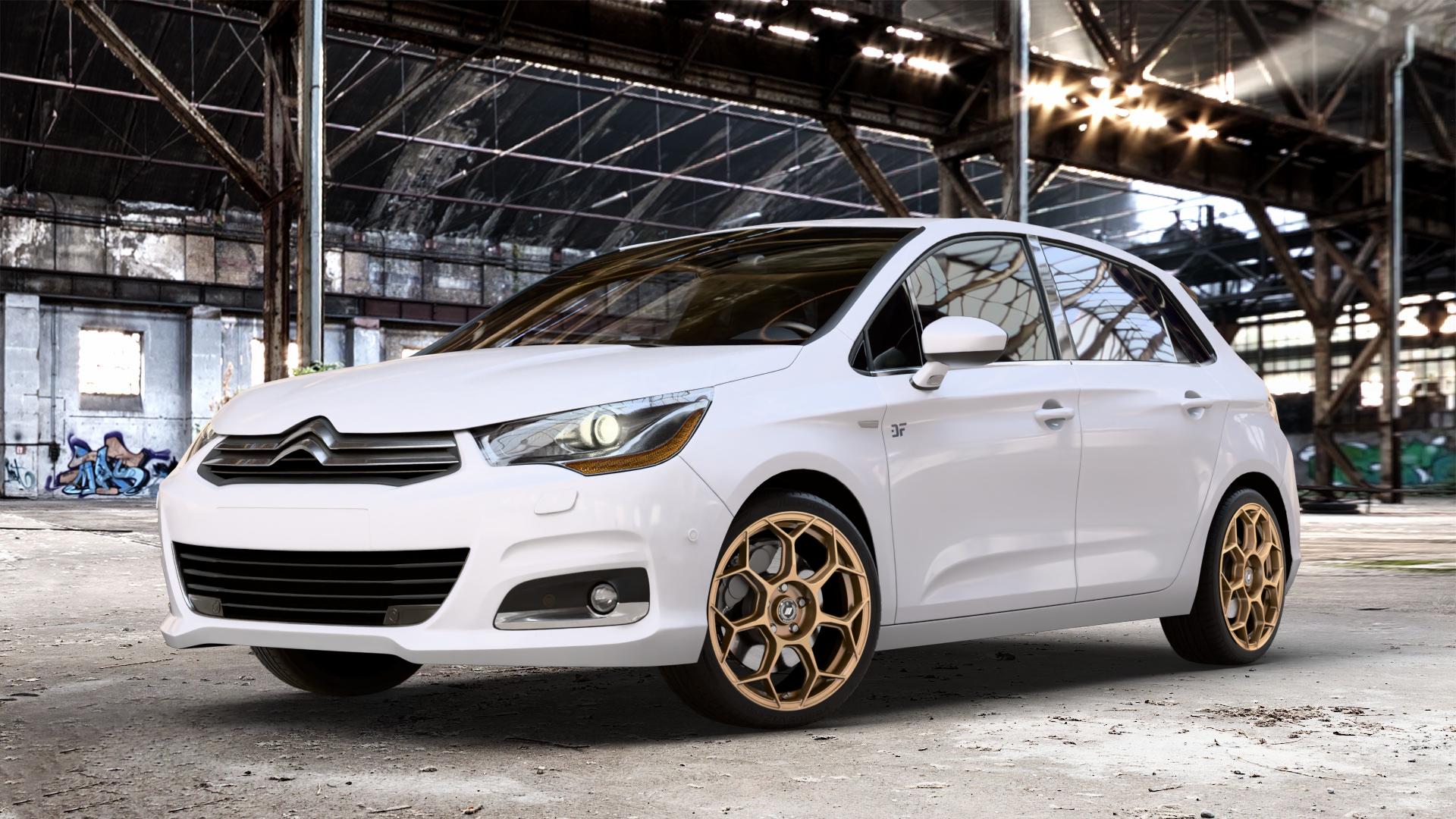 GMP Italia Raceway Oro Corsa Felge mit Reifen gold in 18Zoll Winterfelge Alufelge auf weissem Citroen C4 Typ N ⬇️ mit 15mm Tieferlegung ⬇️ Old Industrial Hall_max_4400mm_2024 Frontansicht_1