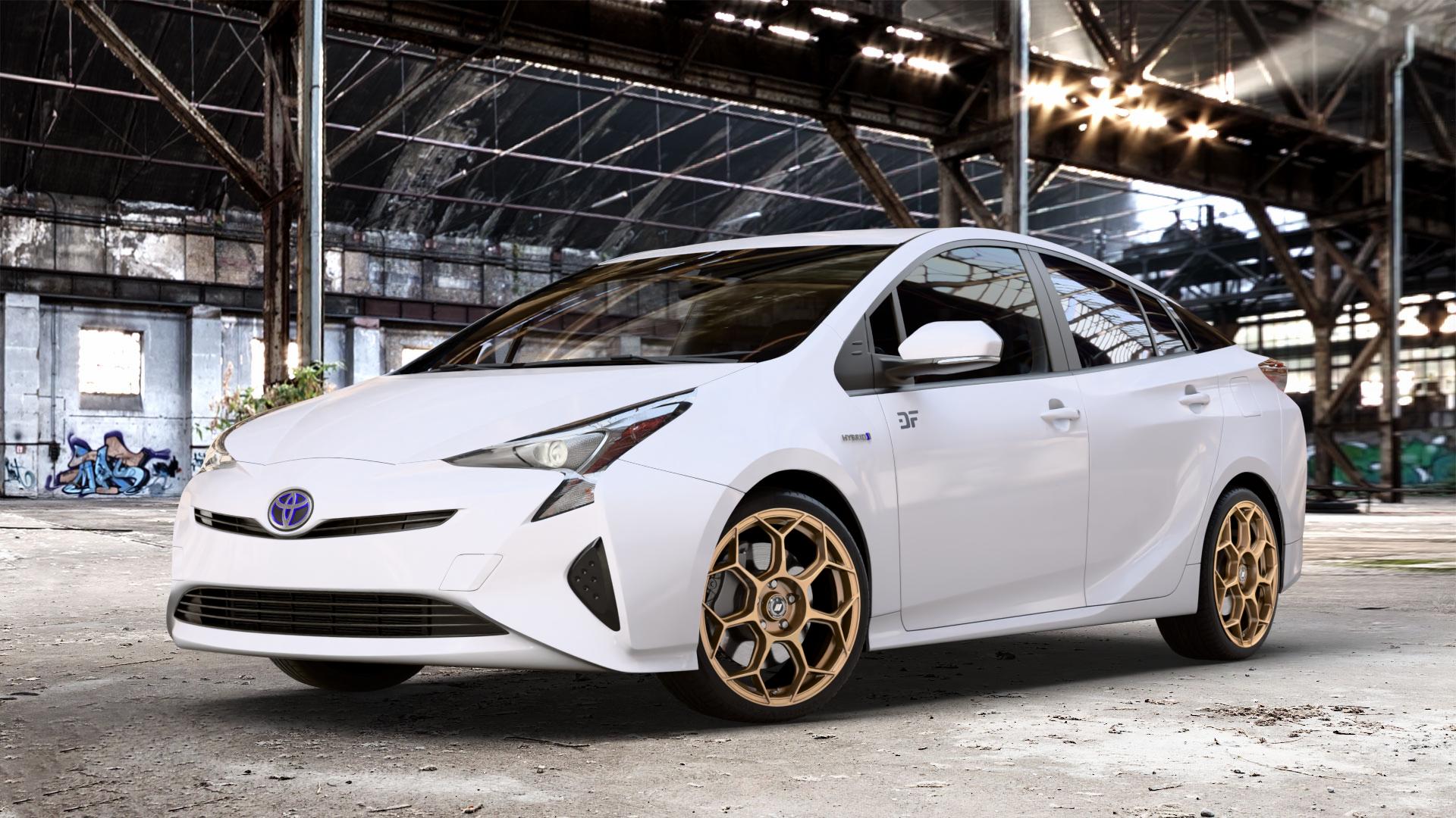 GMP Italia Raceway Oro Corsa Felge mit Reifen gold in 18Zoll Winterfelge Alufelge auf weissem Toyota Prius IV Typ XW5 ⬇️ mit 15mm Tieferlegung ⬇️ Old Industrial Hall_max_4400mm_2024 Frontansicht_1