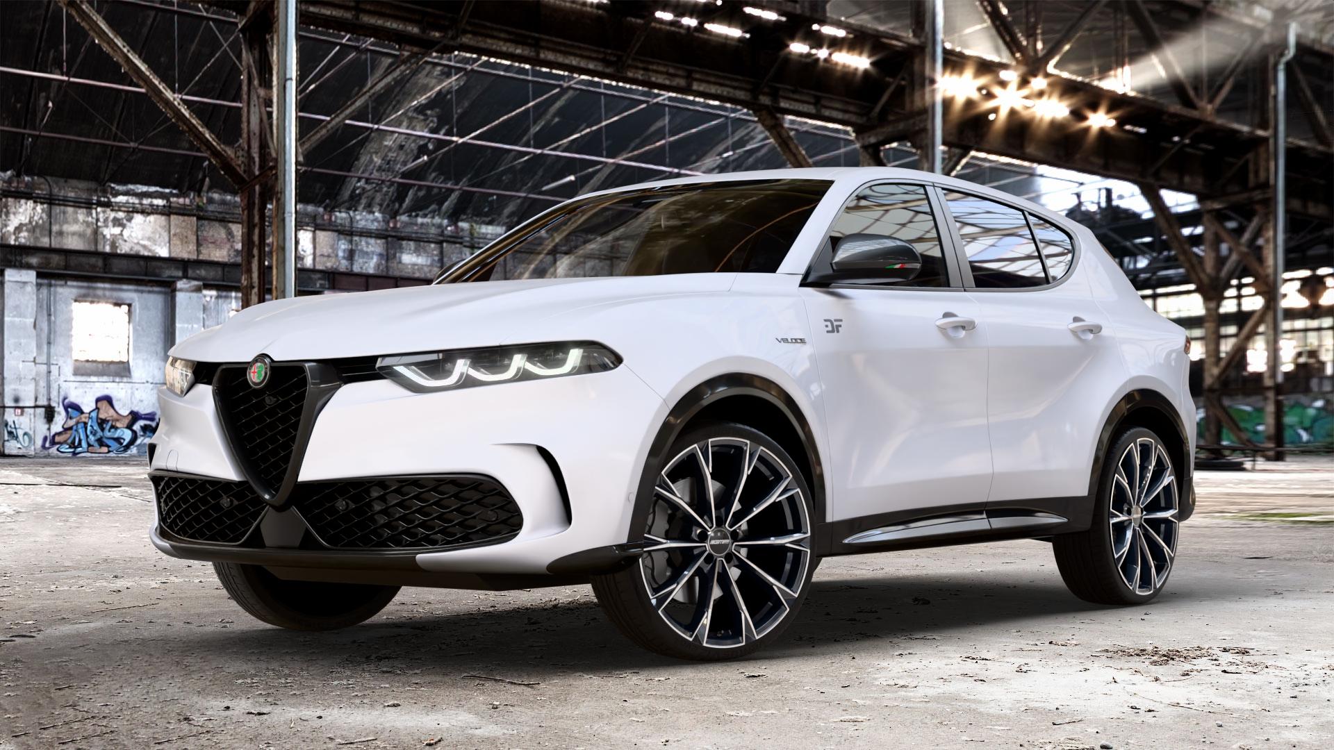 GMP Italia TOTALE Black Diamond Felge mit Reifen schwarz in 21Zoll Winterfelge Alufelge auf weissem Alfa Romeo Tonale Typ AV1 ⬇️ mit 15mm Tieferlegung ⬇️ Old Industrial Hall_max_4400mm_2024 Frontansicht_1