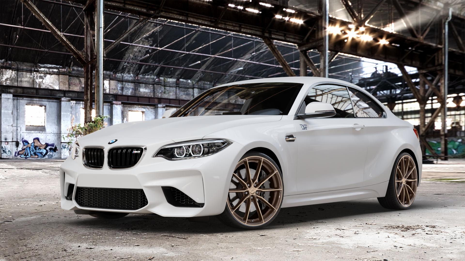 Japan Racing Wheels JR37 Platinum Bronze Felge mit Reifen grau in 20Zoll Winterfelge Alufelge auf weissem BMW M2 Typ F87 ⬇️ mit 15mm Tieferlegung ⬇️ Old Industrial Hall_max_4400mm_2024 Frontansicht_1