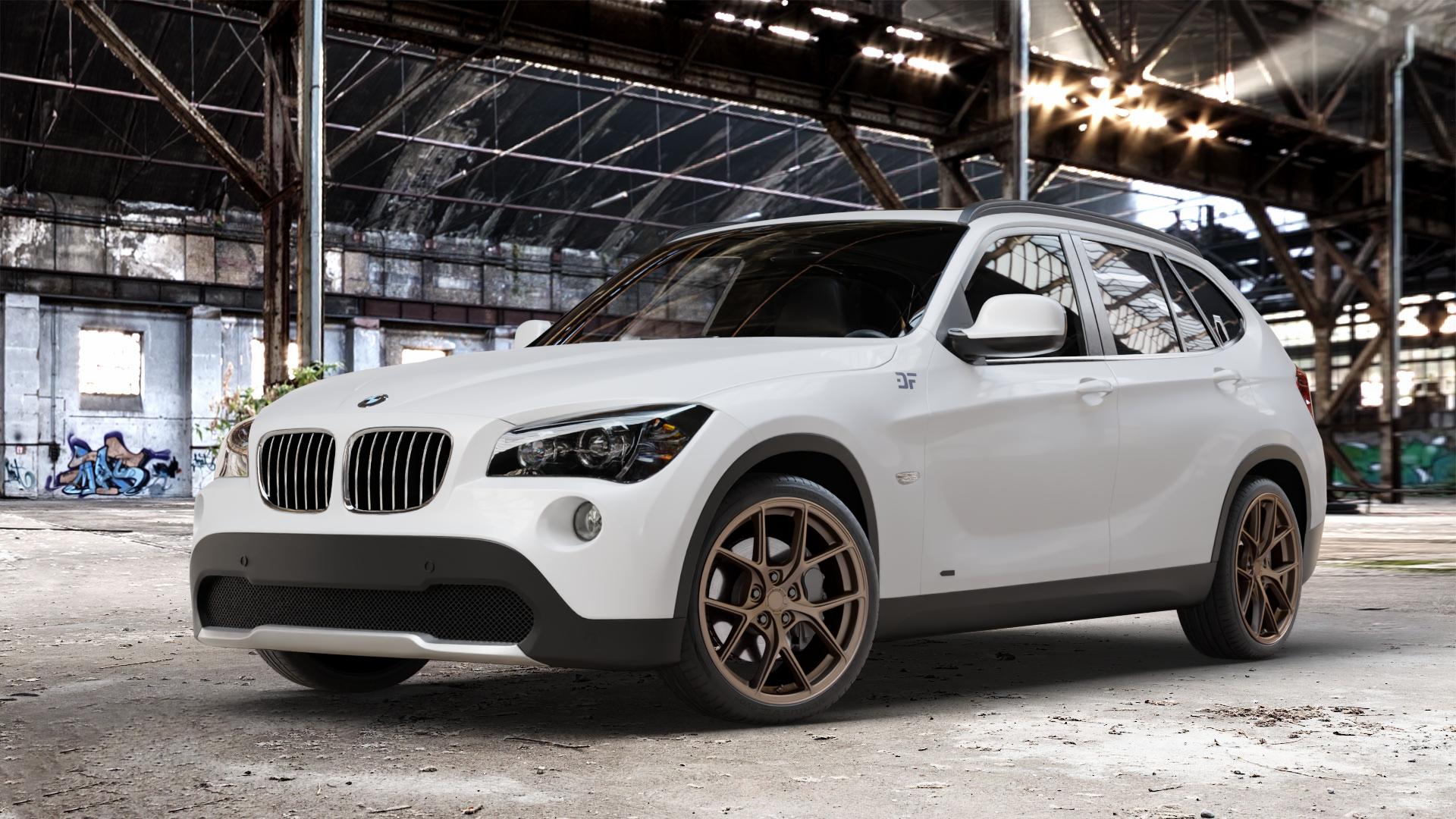 Japan Racing Wheels SL-01 Matt Bronze Felge mit Reifen in 19Zoll Winterfelge Alufelge auf weissem BMW X1 Typ E84 (X1, X-N1, X1-N1) ⬇️ mit 15mm Tieferlegung ⬇️ Old Industrial Hall_max_4400mm_2024 Frontansicht_1