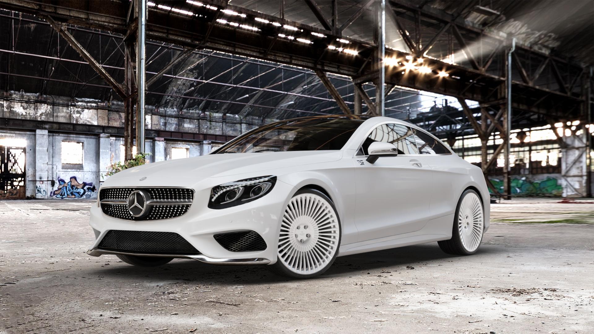 La Chanti Performance LC-F29 Brushed Silver Felge mit Reifen silber in 22Zoll Alufelge auf weissem Mercedes S-Klasse Typ C217 Facelift Coupe ⬇️ mit 15mm Tieferlegung ⬇️ Old Industrial Hall_max_5300mm_2024 Frontansicht_1