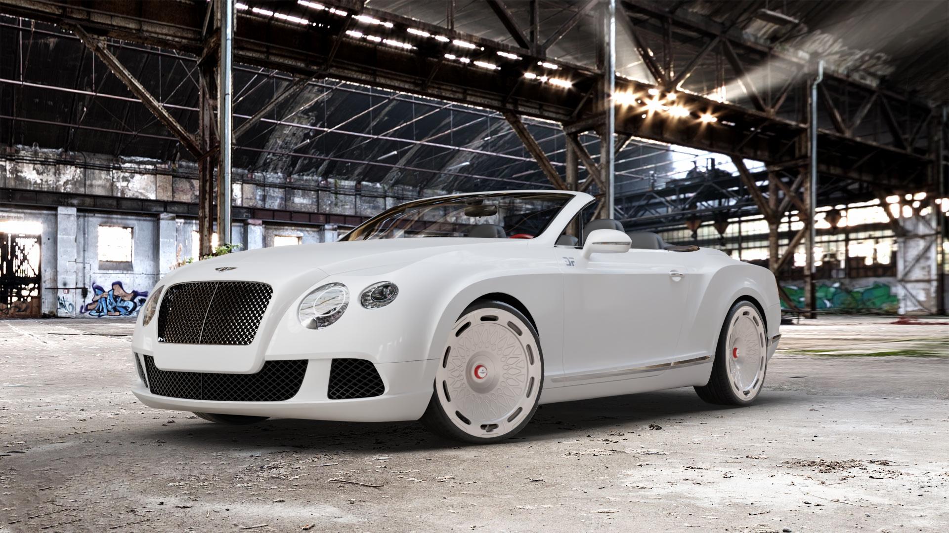 La Chanti Performance LC-F34 Brushed Silver Felge mit Reifen silber in 22Zoll Alufelge auf weissem Bentley Continental GTC Typ 3W ⬇️ mit 15mm Tieferlegung ⬇️ Old Industrial Hall_max_5300mm_2024 Frontansicht_1