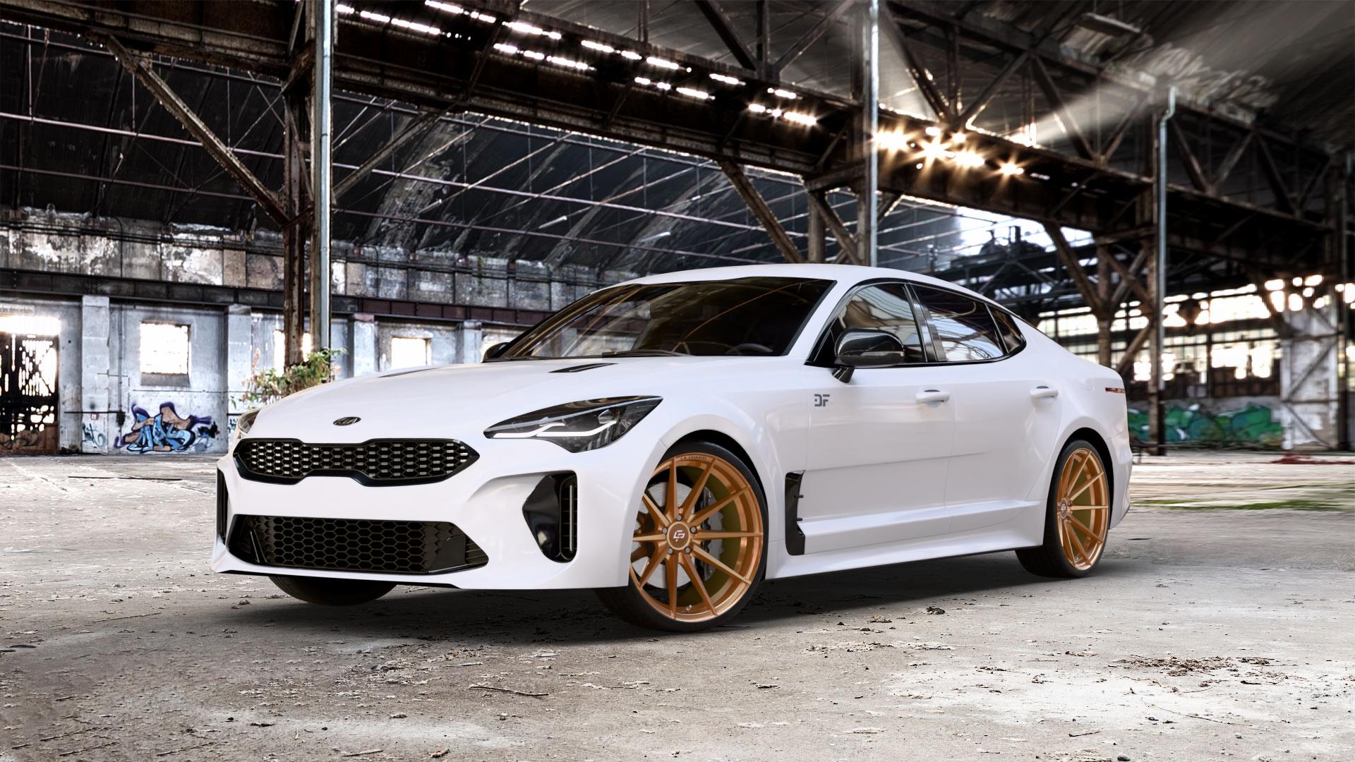 La Chanti Performance LC-P10 Glossy Brushed Bronze Felge mit Reifen in 20Zoll Alufelge auf weissem Kia Stinger Typ CK ⬇️ mit 15mm Tieferlegung ⬇️ Old Industrial Hall_max_5300mm_2024 Frontansicht_1