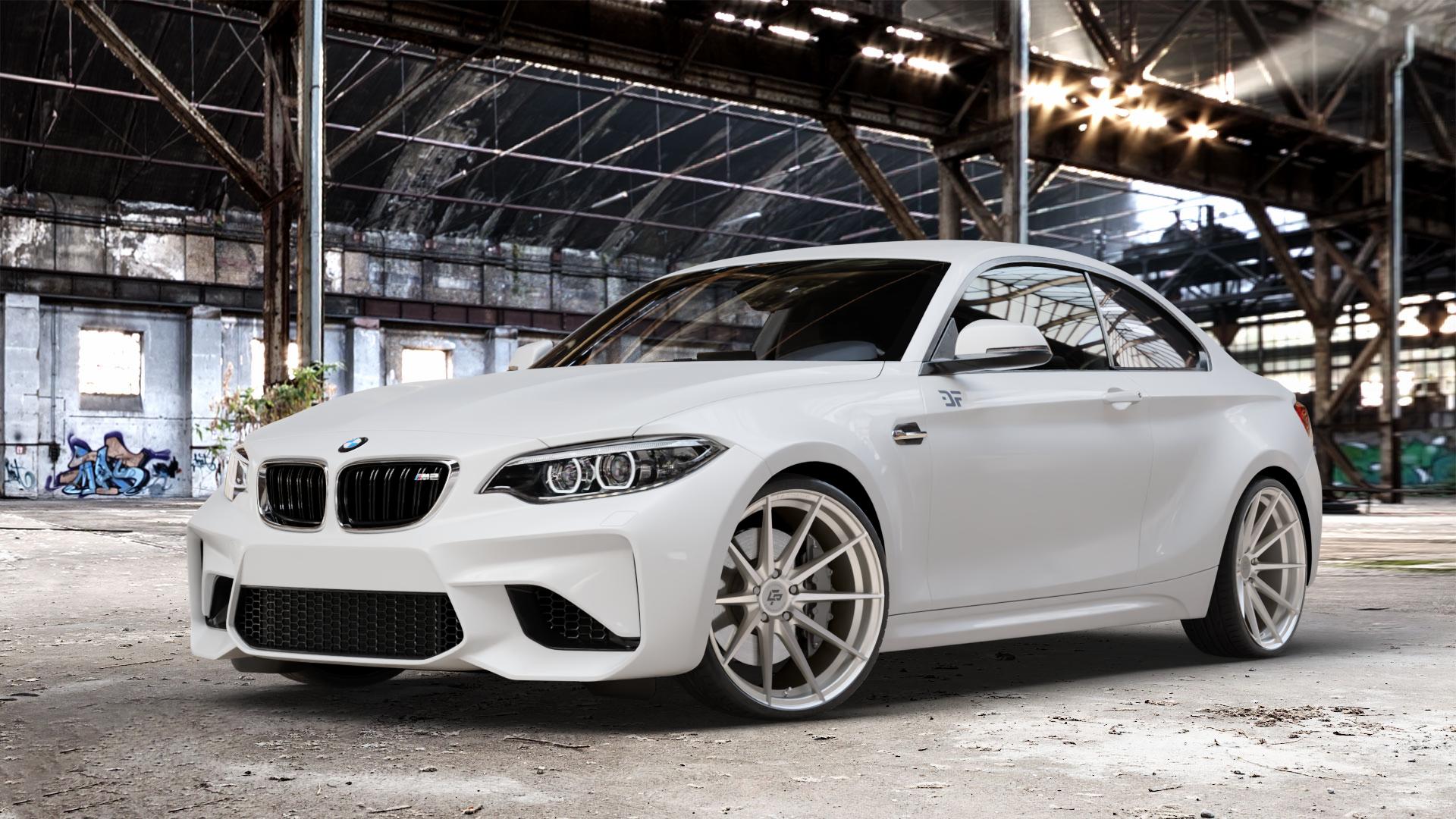 La Chanti Performance LC-P10 Machined Silver Felge mit Reifen silber in 20Zoll Alufelge auf weissem BMW M2 Typ F87 ⬇️ mit 15mm Tieferlegung ⬇️ Old Industrial Hall_max_4400mm_2024 Frontansicht_1