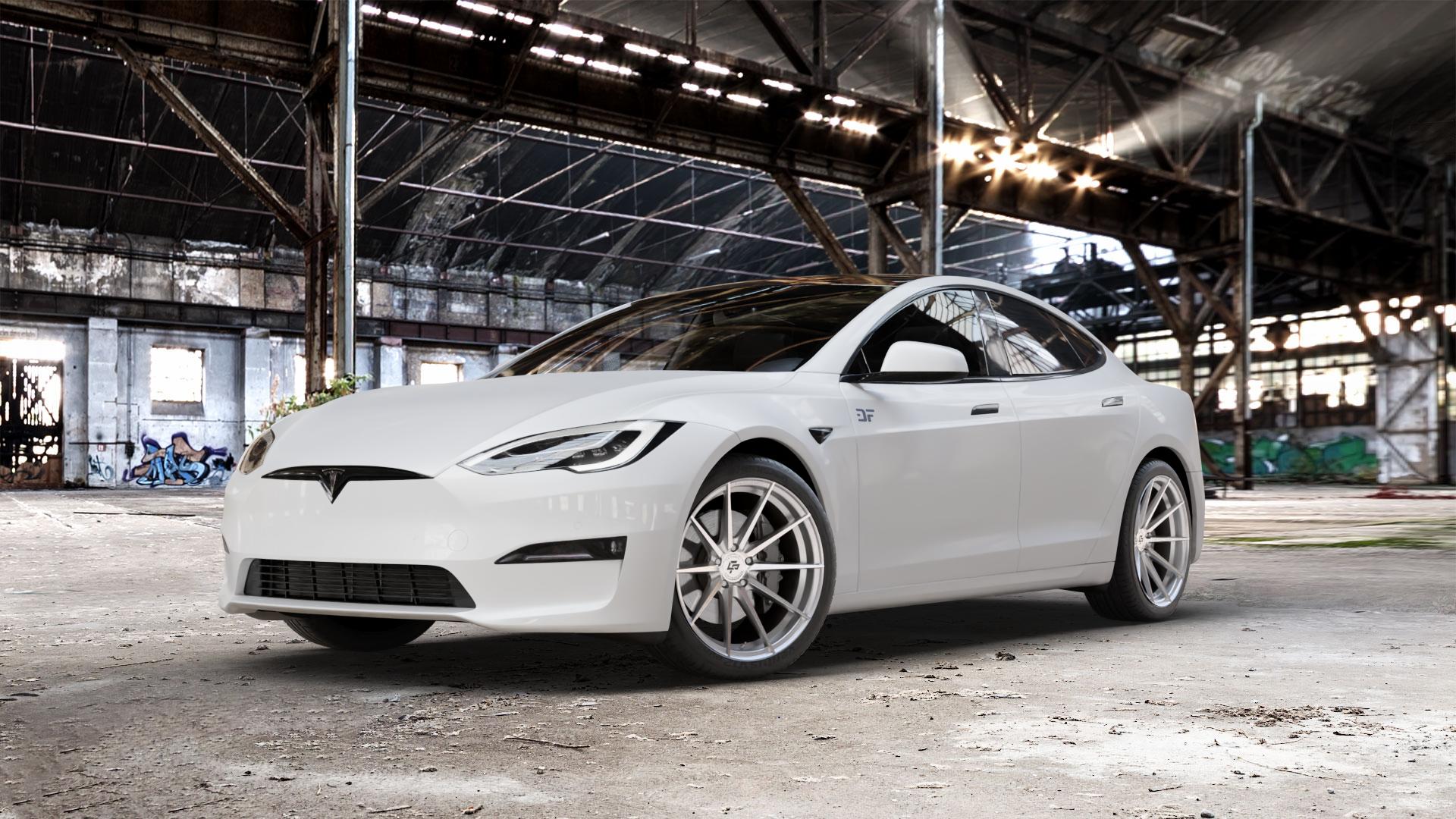 La Chanti Performance LC-P10 Machined Silver Felge mit Reifen silber in 20Zoll Alufelge auf weissem Tesla Model S Typ 004 ⬇️ mit 15mm Tieferlegung ⬇️ Old Industrial Hall_max_5300mm_2024 Frontansicht_1
