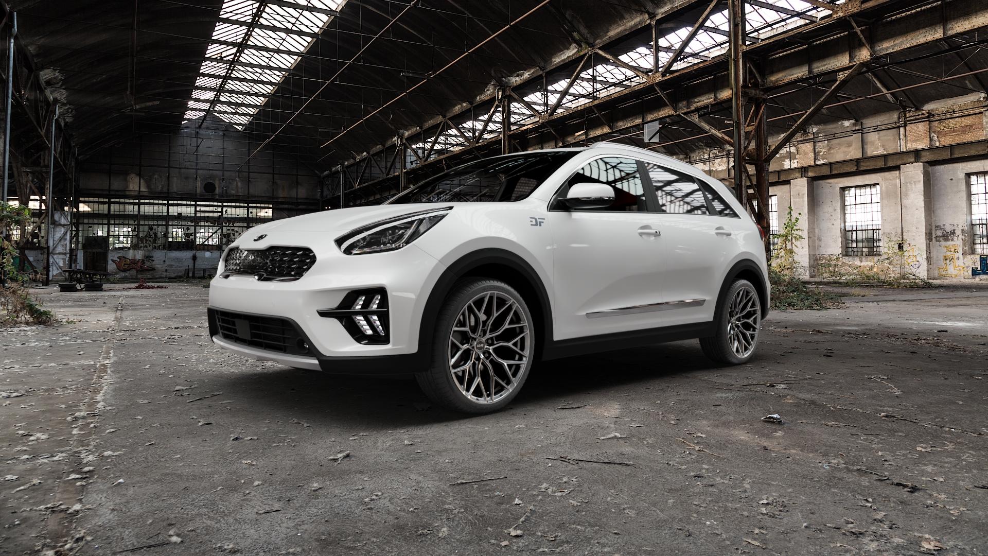 La Chanti Performance LC-P2 Gloss Graphite Machined Face Felge mit Reifen grau in 19Zoll Winterfelge Alufelge auf weissem Kia Niro Typ DE Facelift Plus ⬇️ mit 15mm Tieferlegung ⬇️ Old Industrial Hall_max5000mm_2022 Frontansicht_1
