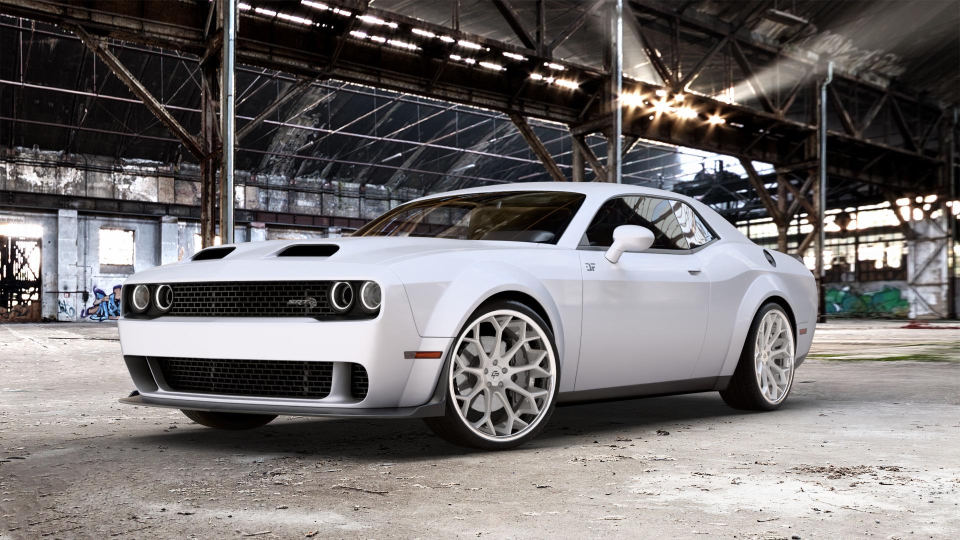 La Chanti Performance LC-P20 Brushed Silver / Chrome Lip Felge mit Reifen silber in 22Zoll Alufelge auf weissem Dodge Challenger (15-) Typ LC ⬇️ mit 15mm Tieferlegung ⬇️ Old Industrial Hall_max_5300mm_2024 Frontansicht_1