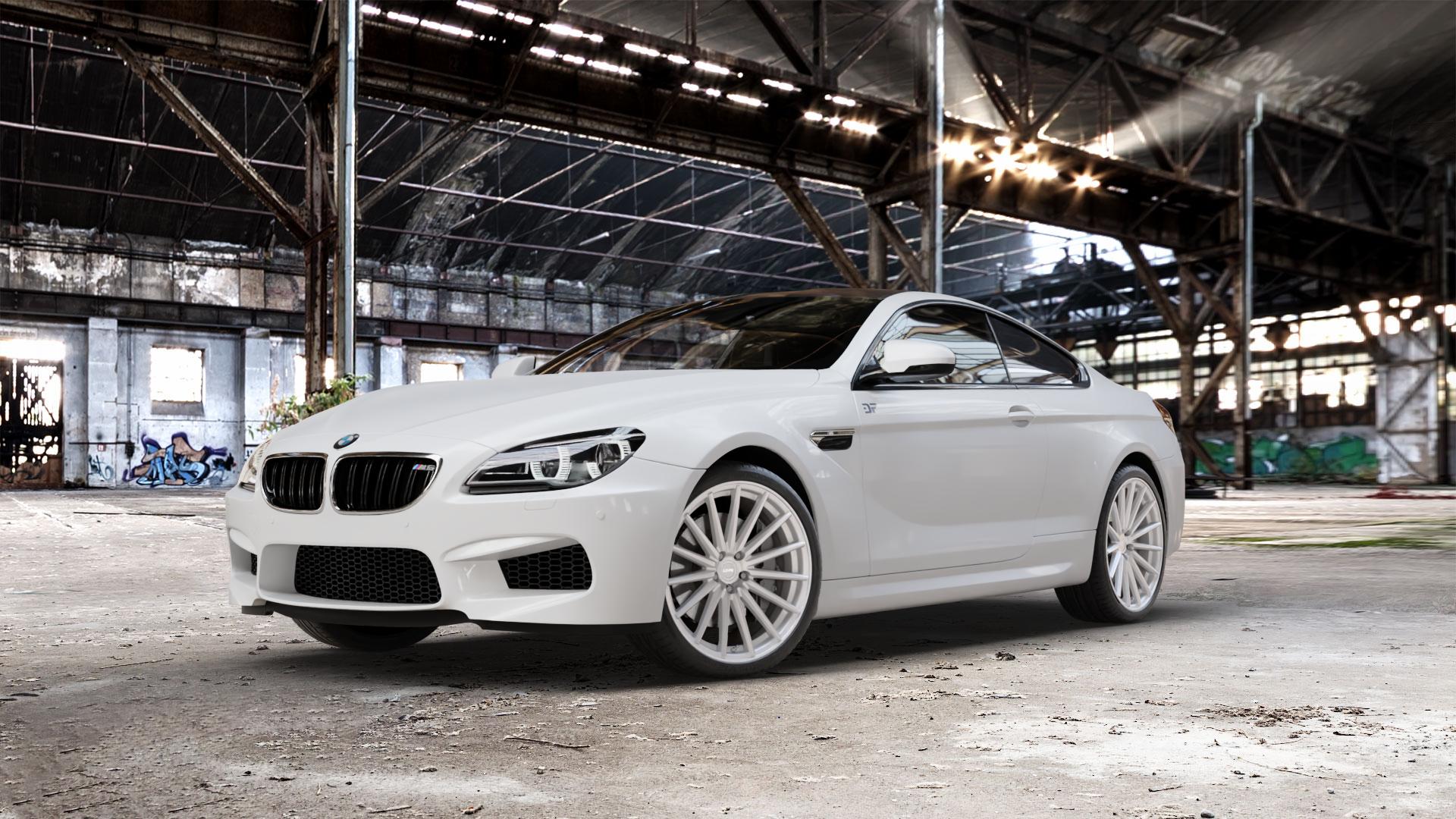 La Chanti Performance LC-P5 Machined Silver Felge mit Reifen silber in 20Zoll Winterfelge Alufelge auf weissem BMW M6 Typ F13 (Coupe) 4,4l 412kW (560 PS) 423kW Competition (575 441kW Edition 30 (600 E63 6er Coupé (663C) (6C) ⬇️ mit 15mm Tieferlegung ⬇️ Old Industrial Hall_max_5300mm_2024 Frontansicht_1