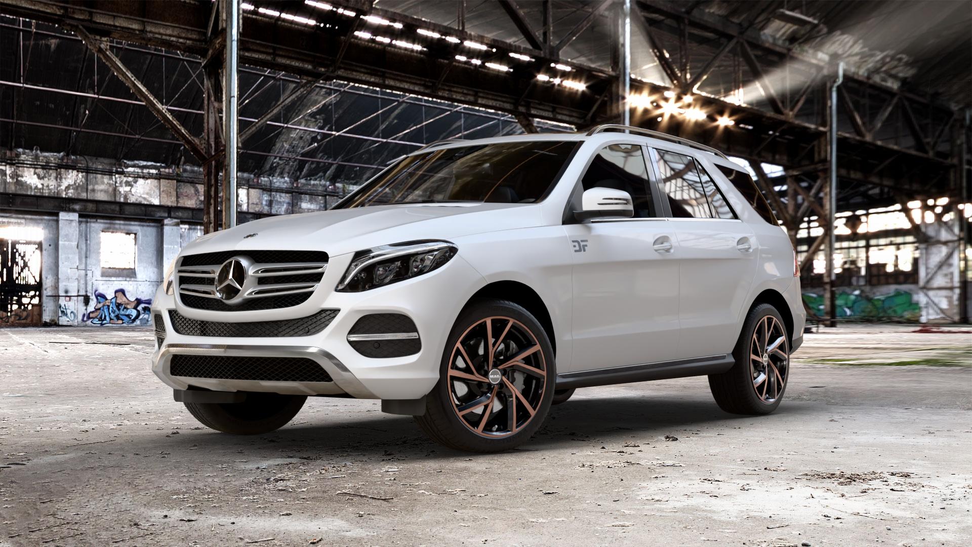MAK Kassel Black & Bronze Felge mit Reifen schwarz mehrfarbig in 20Zoll Winterfelge Alufelge auf weissem Mercedes GLE-Klasse SUV Typ x166 ⬇️ mit 15mm Tieferlegung ⬇️ Old Industrial Hall_max_5300mm_2024 Frontansicht_1