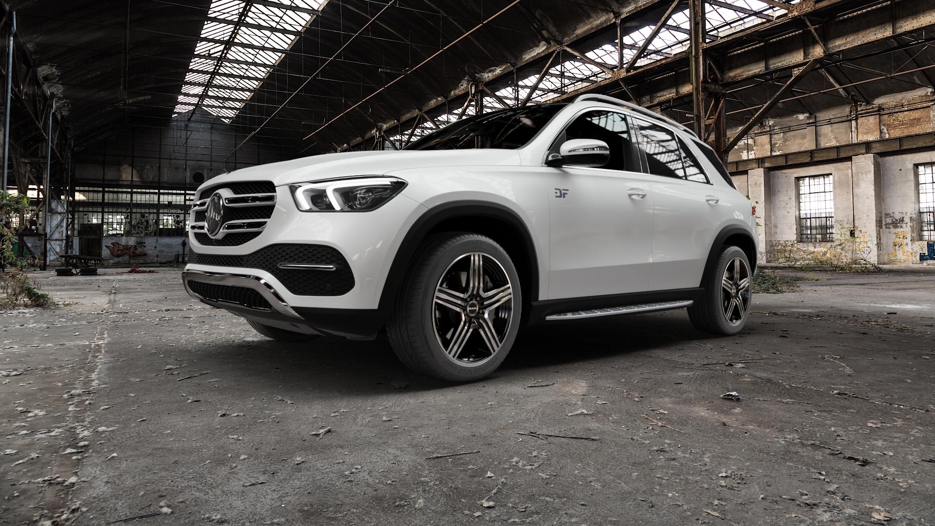 MAK Lewis Black Mirror Felge mit Reifen silber schwarz in 20Zoll Alufelge auf weissem Mercedes GLE-Klasse SUV Typ V167 (H1GLE) ⬇️ mit 15mm Tieferlegung ⬇️ Old Industrial Hall_max5000mm_2022 Frontansicht_1