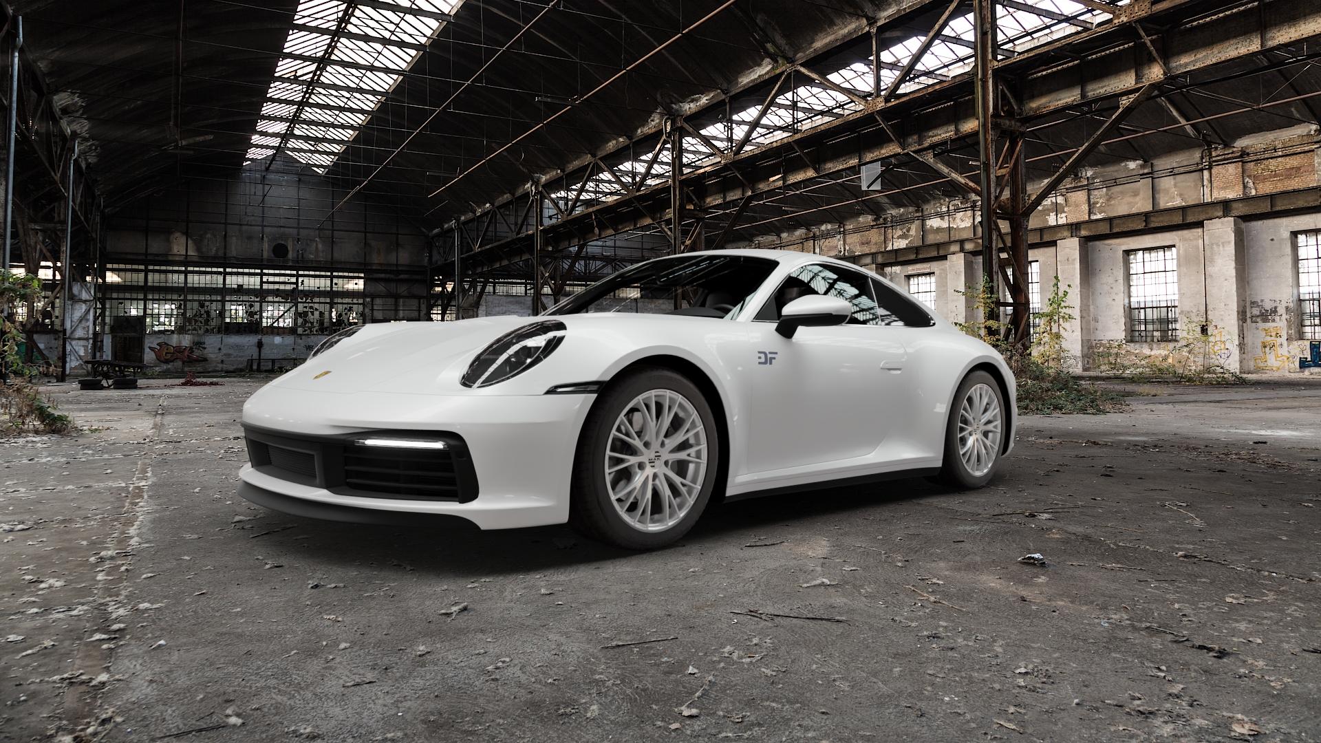 MAK Rennen Silver Felge mit Reifen silber in 18Zoll Winterfelge Alufelge auf weissem Porsche 911 Typ 992 Cabriolet 992TR Targa Facelift ⬇️ mit 15mm Tieferlegung ⬇️ Old Industrial Hall_max5000mm_2022 Frontansicht_1