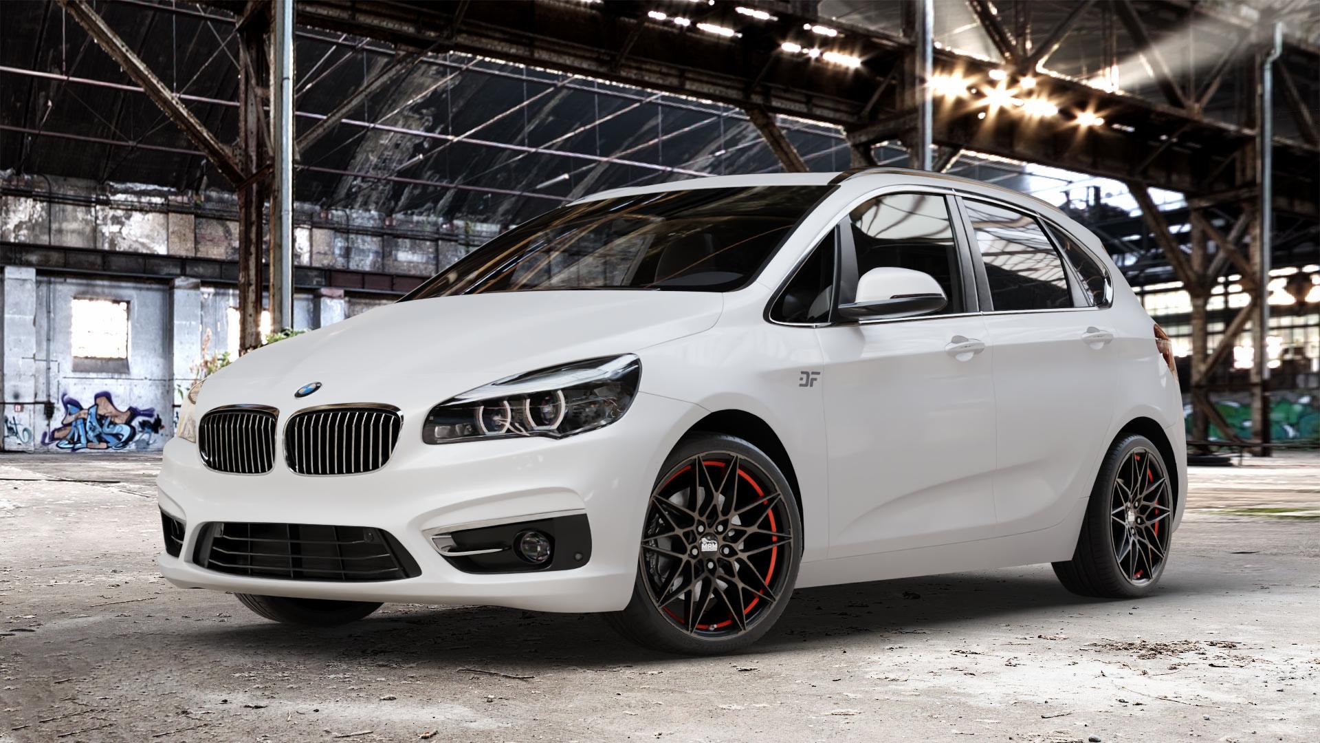 MAM B2 BRONZE RED INSIDE Felge mit Reifen rot in 19Zoll Winterfelge Alufelge auf weissem BMW 2er F45 Active Tourer (UKL-L) (F2AT) Facelift ⬇️ mit 15mm Tieferlegung ⬇️ Old Industrial Hall_max_4400mm_2024 Frontansicht_1