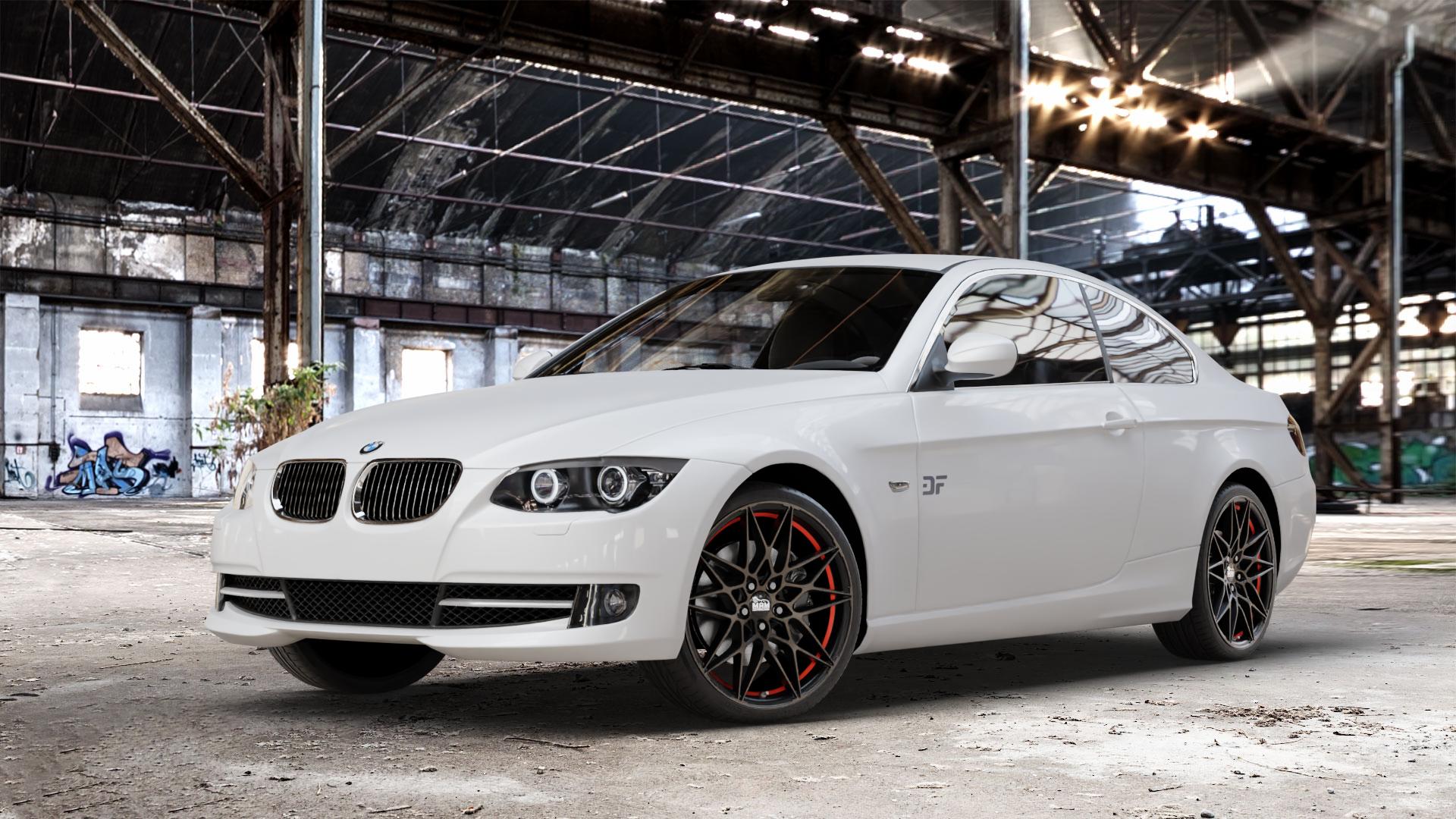 MAM B2 BRONZE RED INSIDE Felge mit Reifen rot in 19Zoll Winterfelge Alufelge auf weissem BMW 325i Typ E92 (Coupé) 330i 330d 335i 335d 320i 330xi 320d 325d M3 (Coupe) 335xi 325xi 330xd 320xd 318i 323i 316i GTS 3er Coupé (392C, 3C, 390X) ⬇️ mit 15mm Tieferlegung ⬇️ Old Industrial Hall_max_4400mm_2024 Frontansicht_1